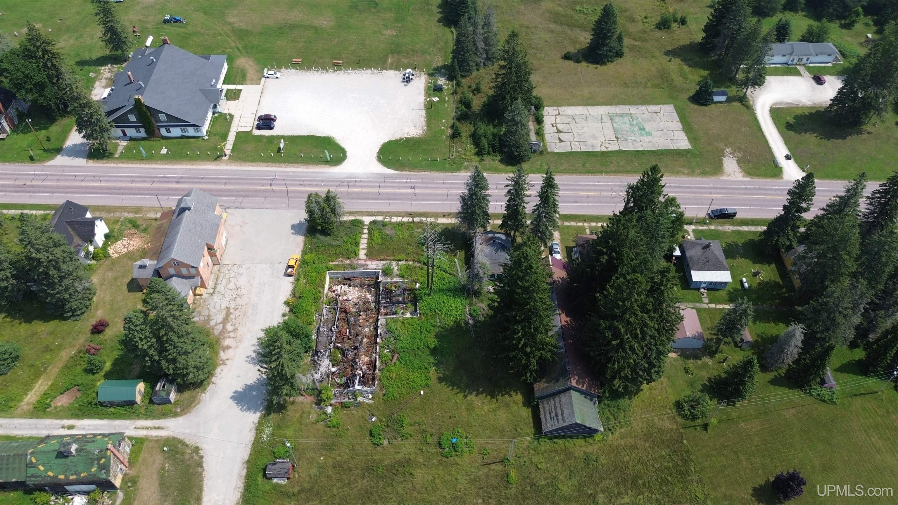 main property photo 24