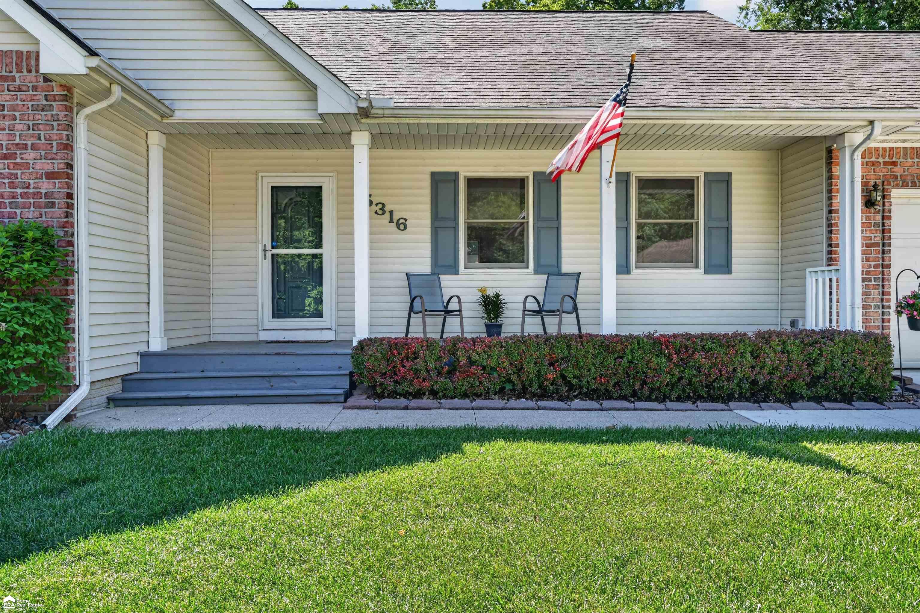 main property photo 54