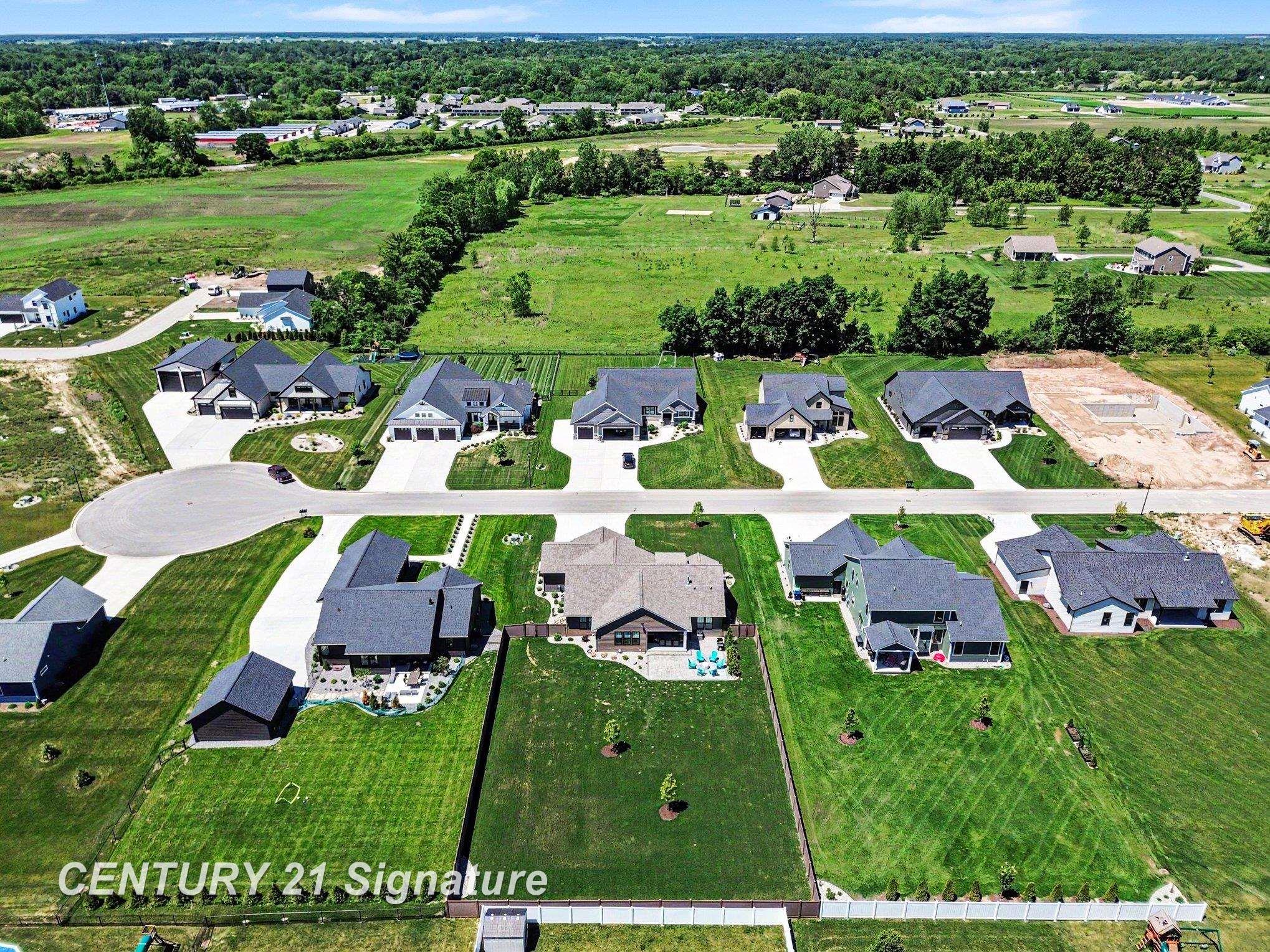 main property photo 50