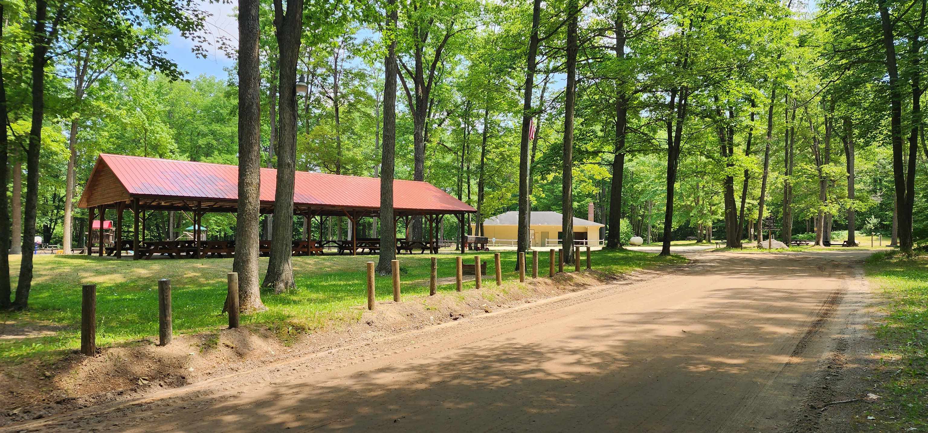main property photo 11