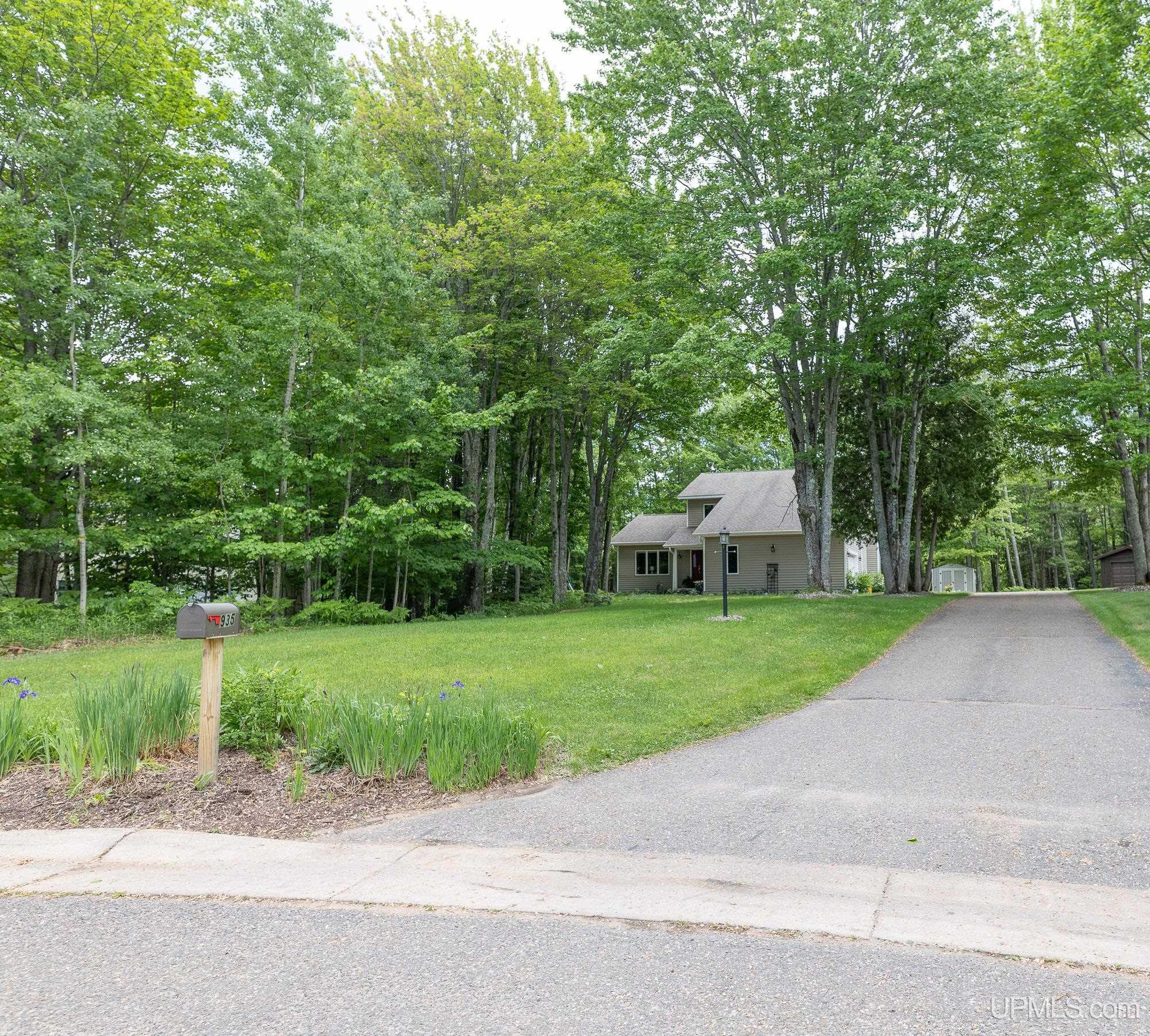 main property photo 76