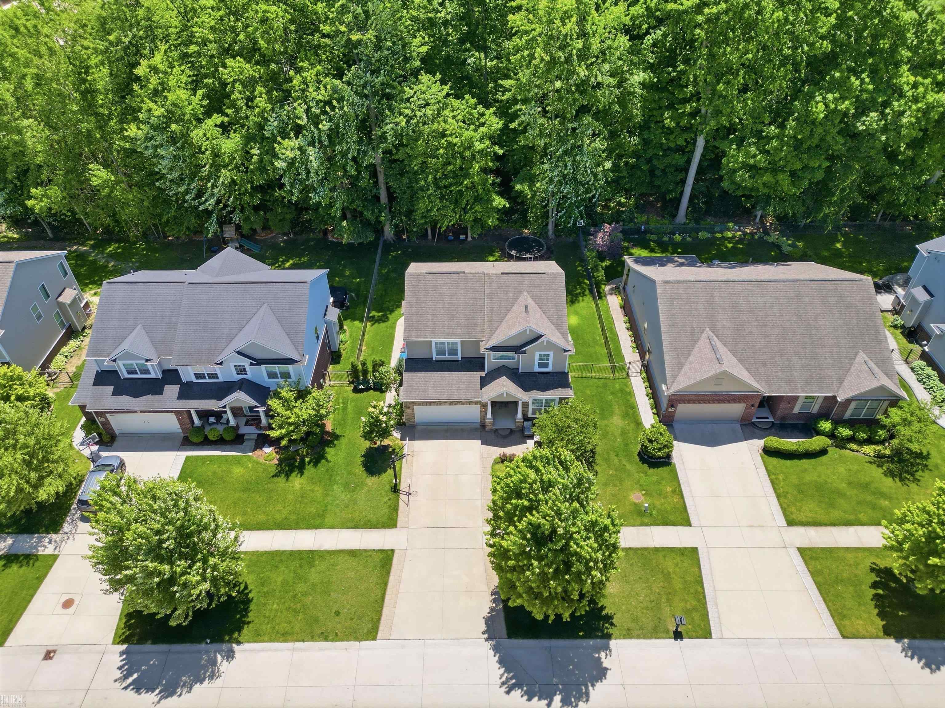 main property photo 67