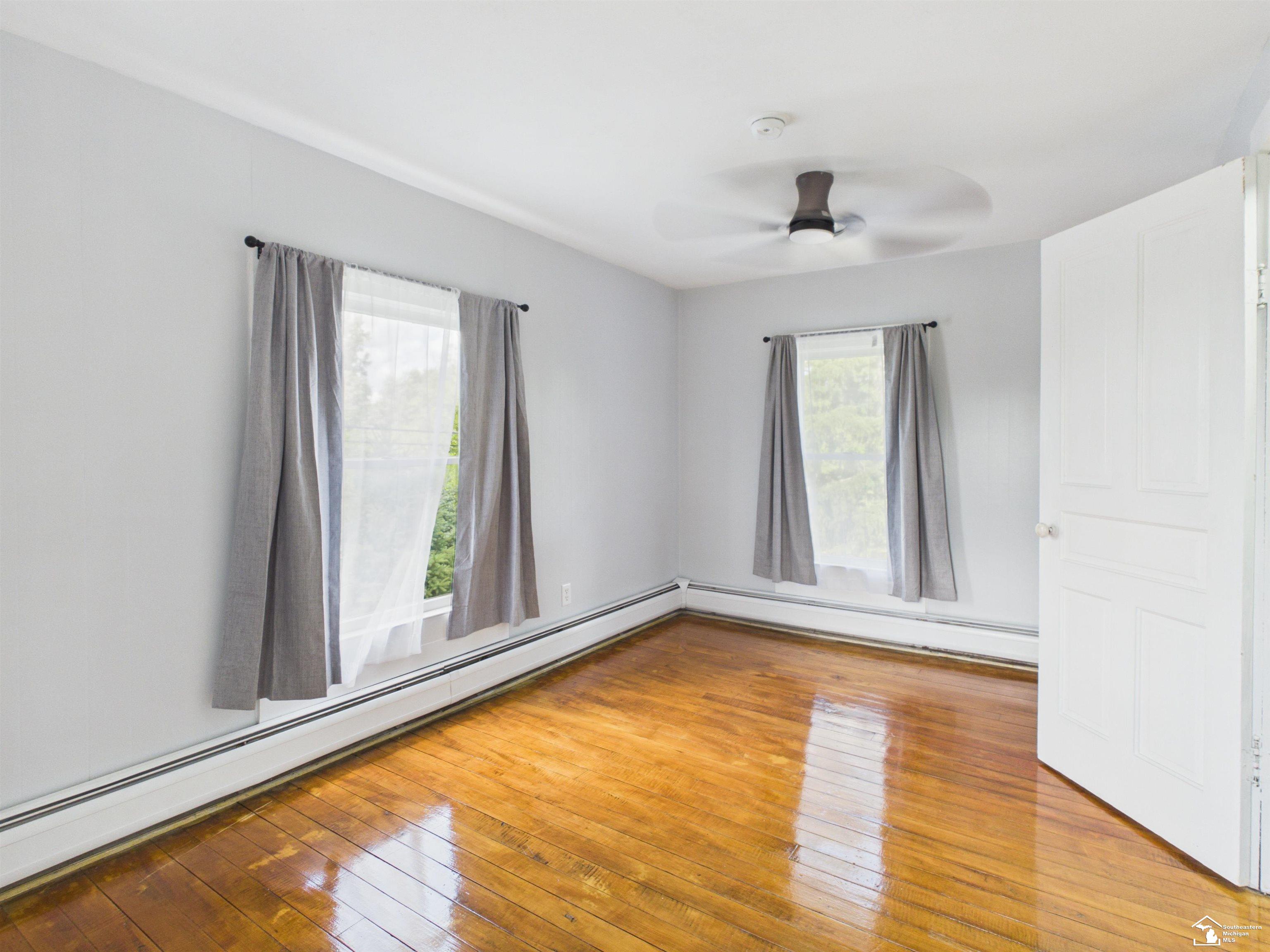 property viewer photo 34