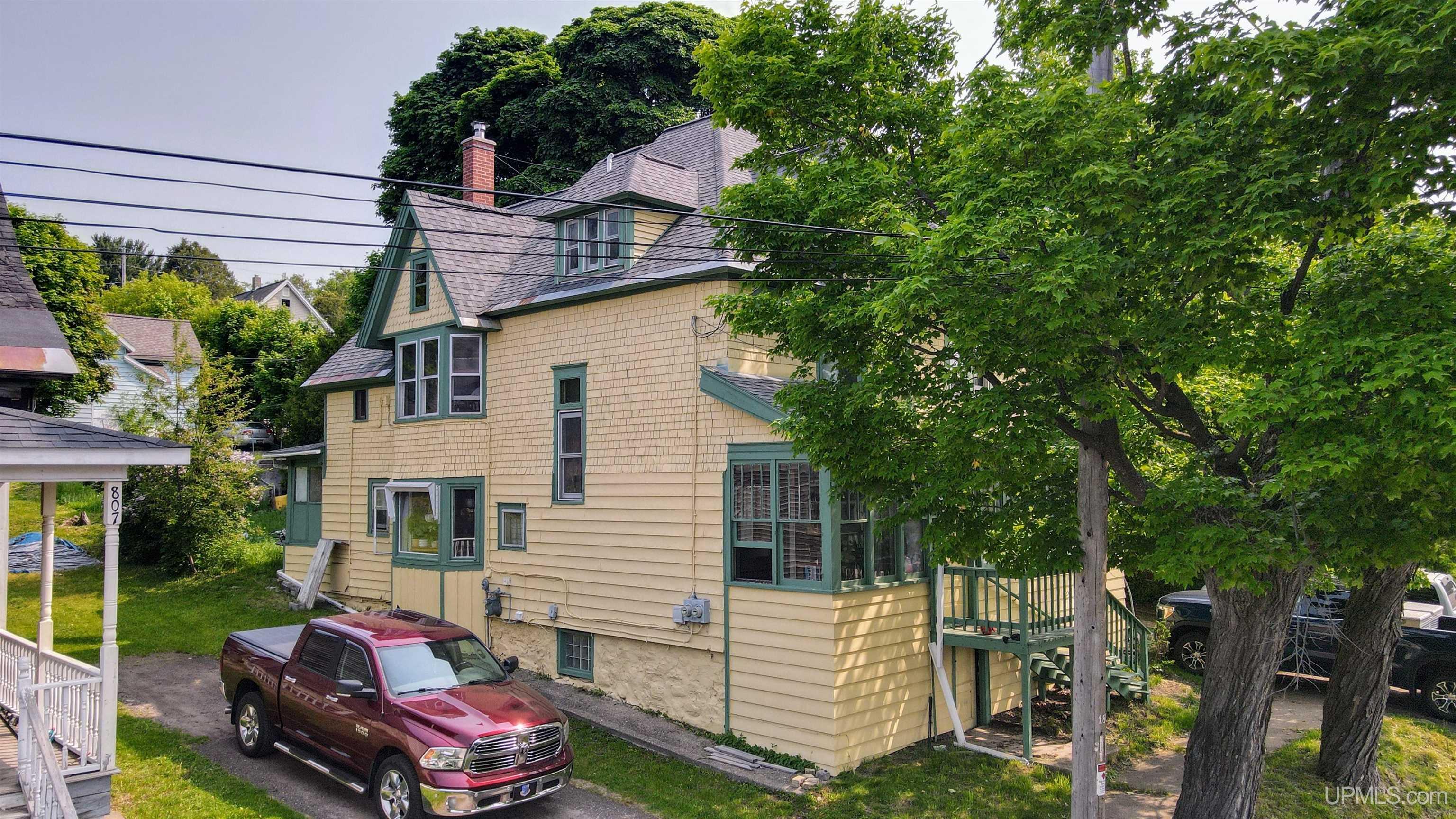 main property photo 41