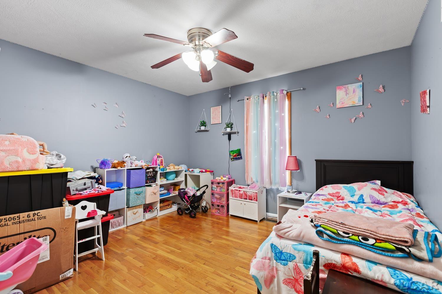 main property photo 21
