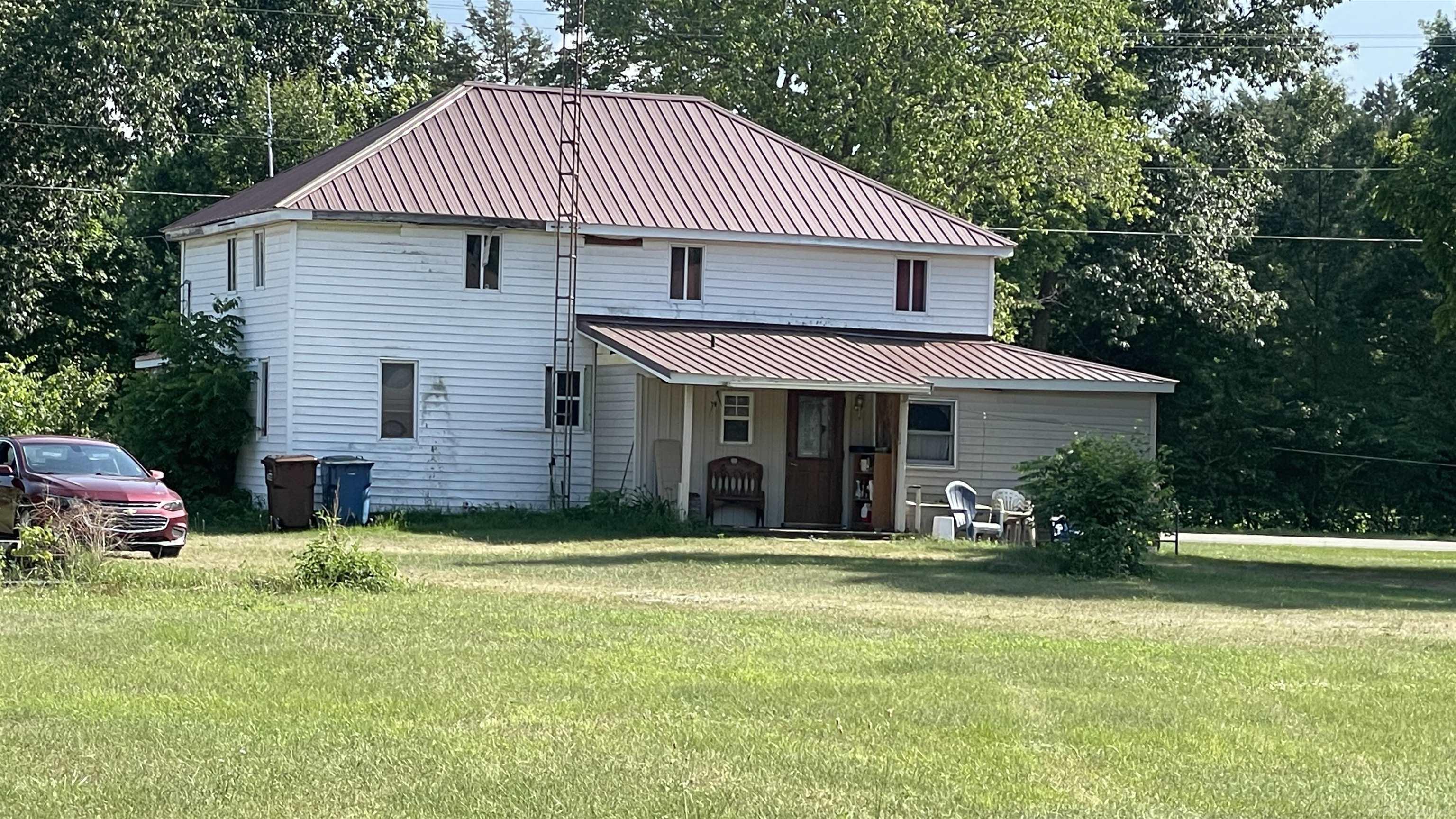 main property photo 37