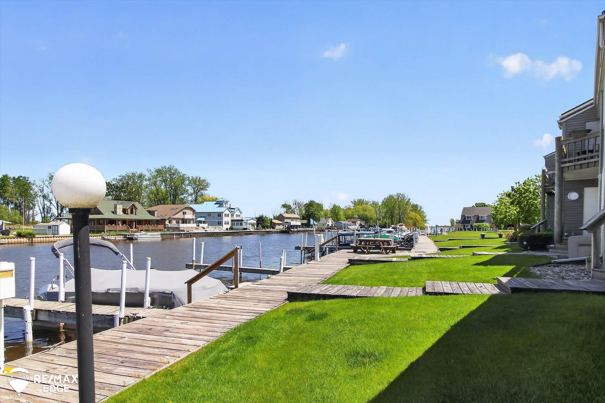 main property photo 78