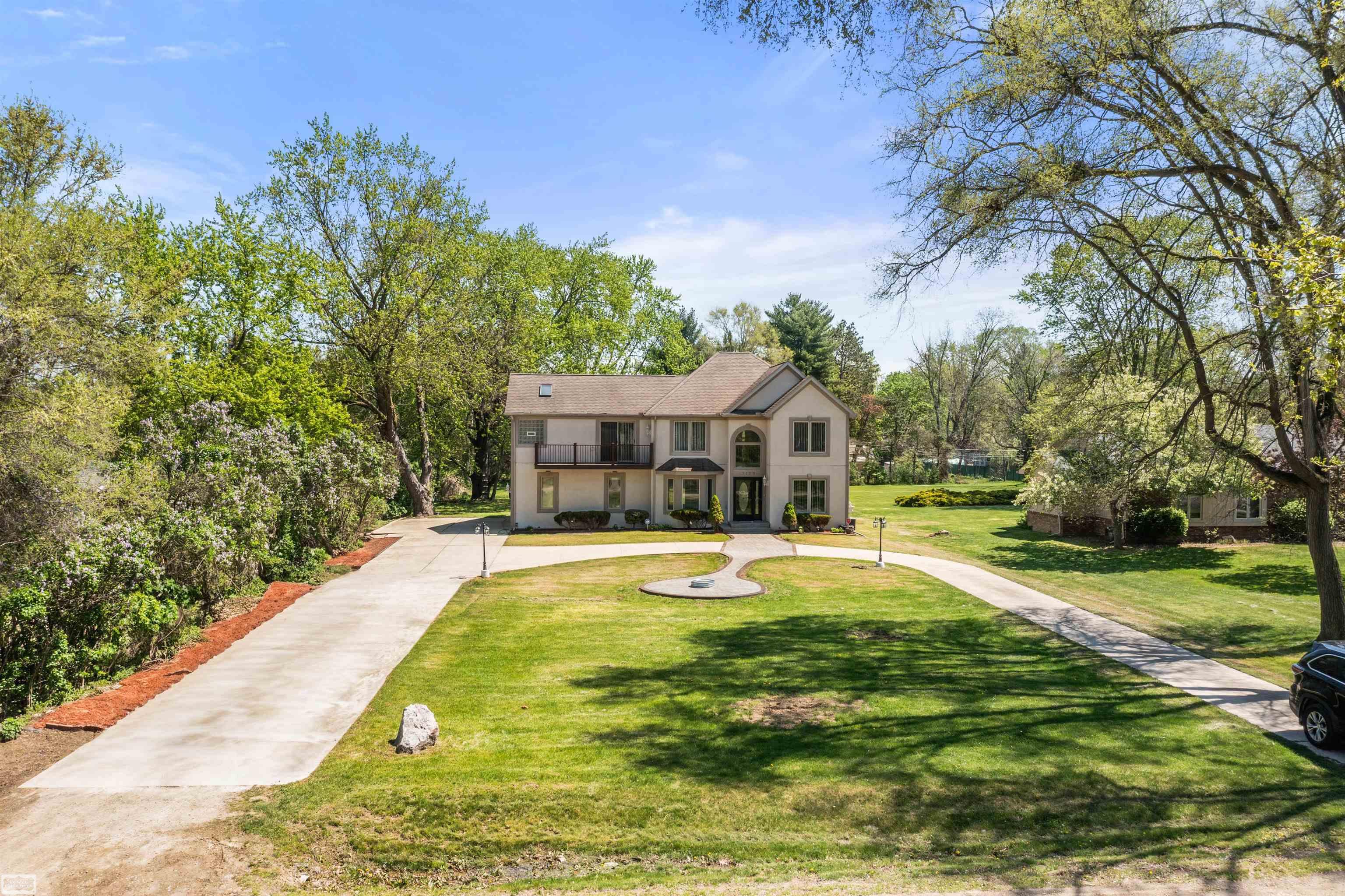 main property photo 1