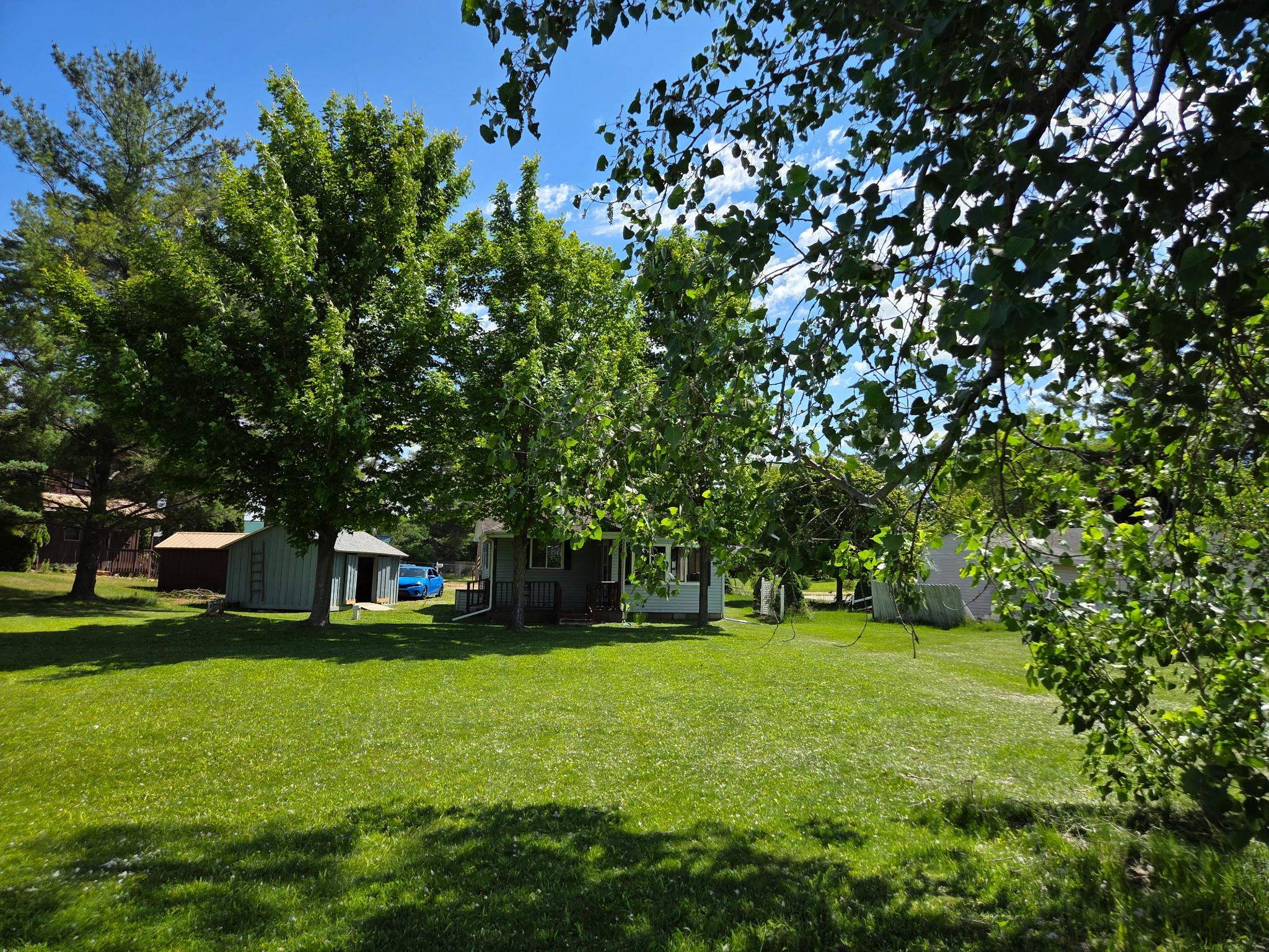main property photo 17