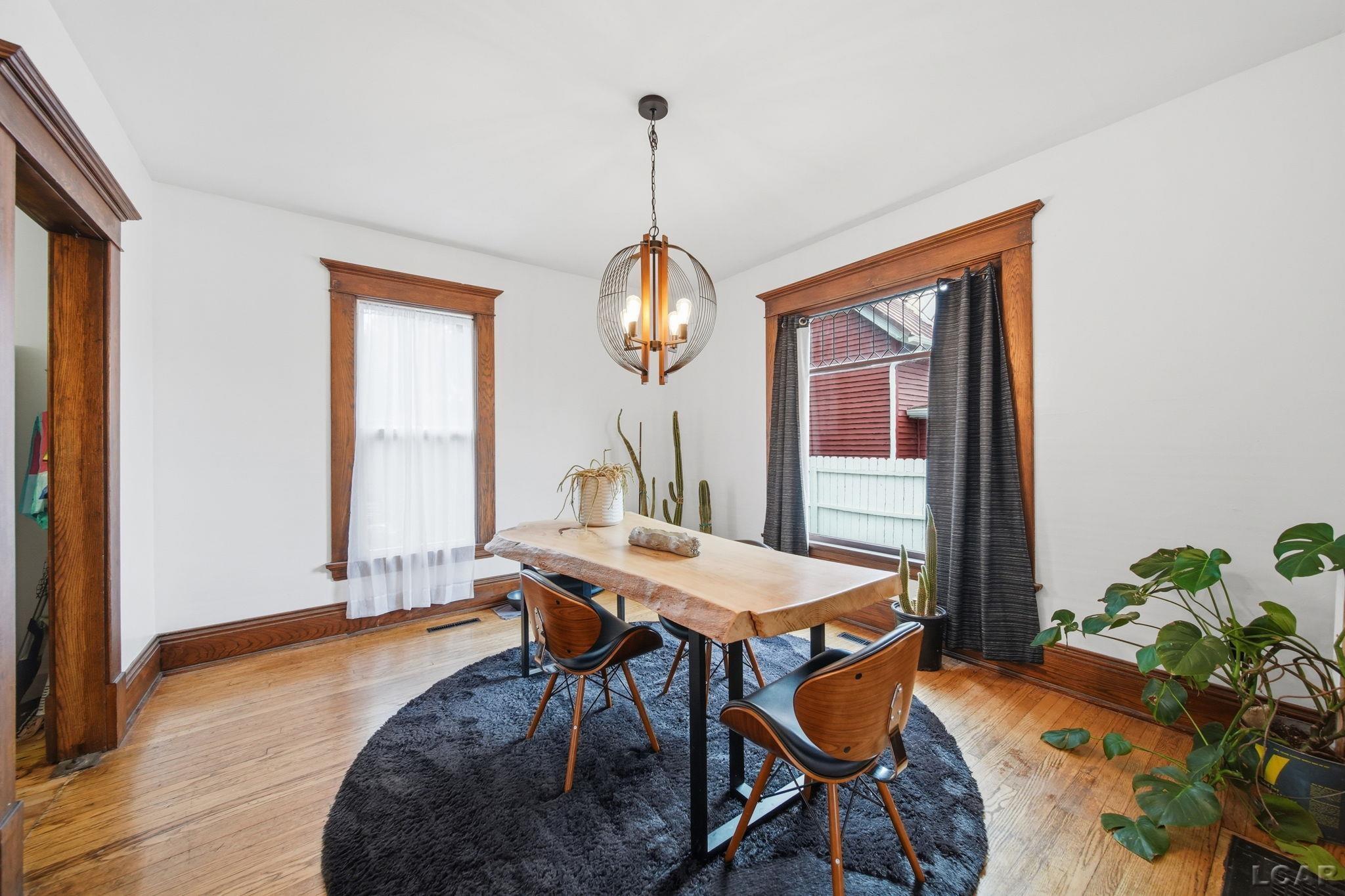 property viewer photo 12