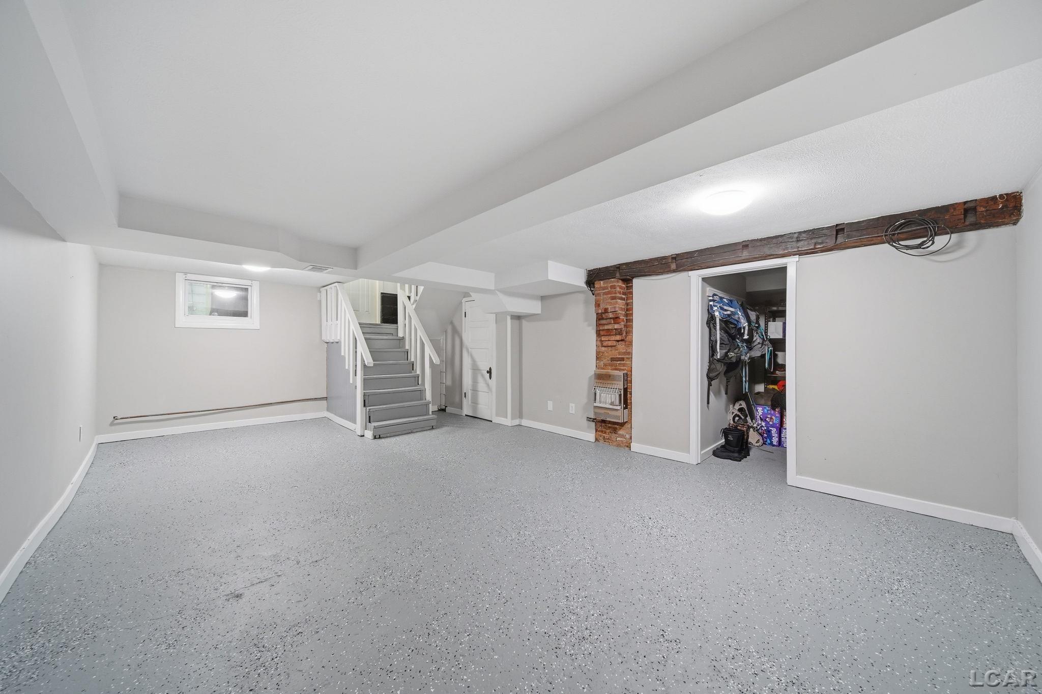 property viewer photo 31