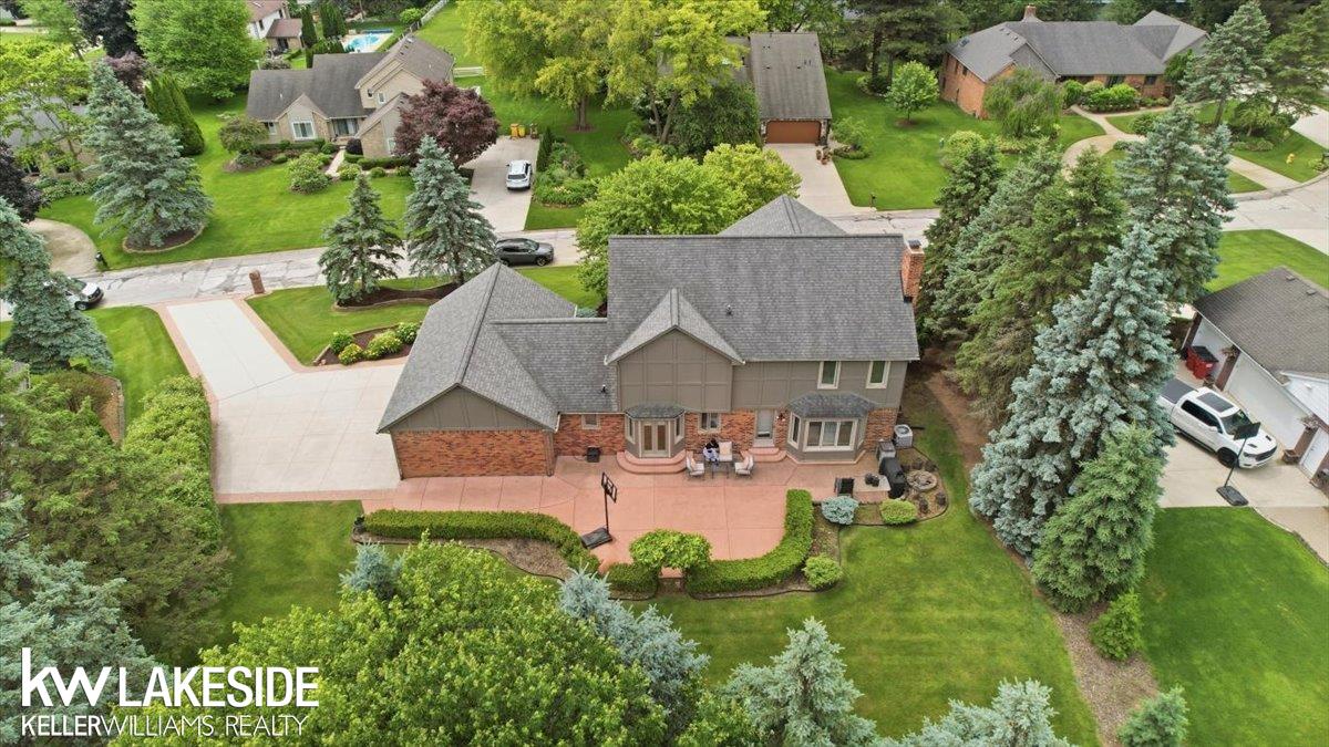 main property photo 46