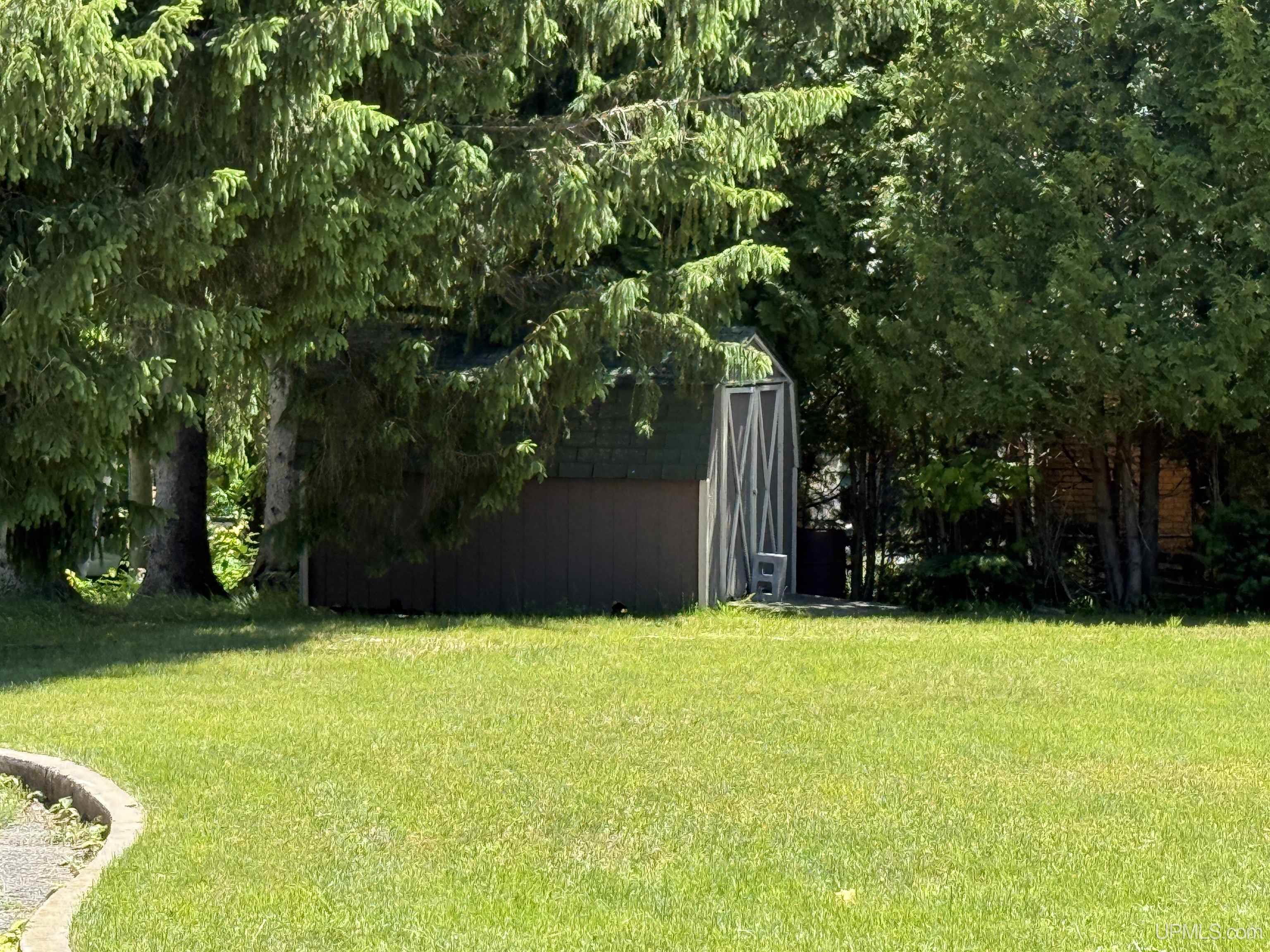 main property photo 78