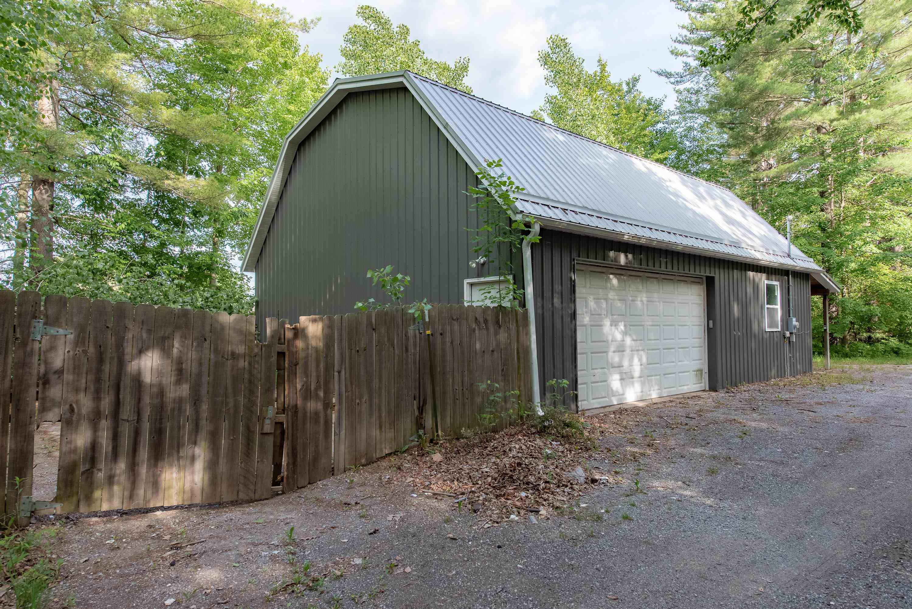 main property photo 91