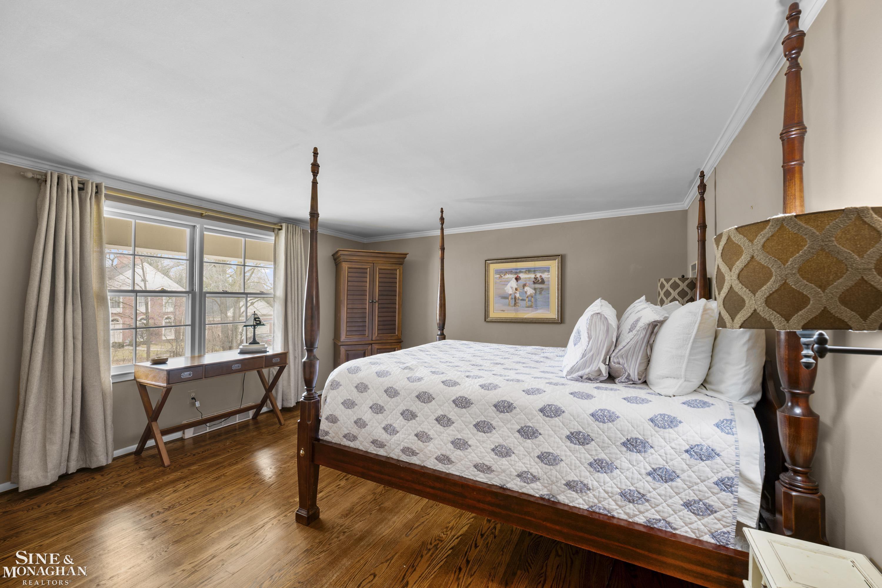 main property photo 31