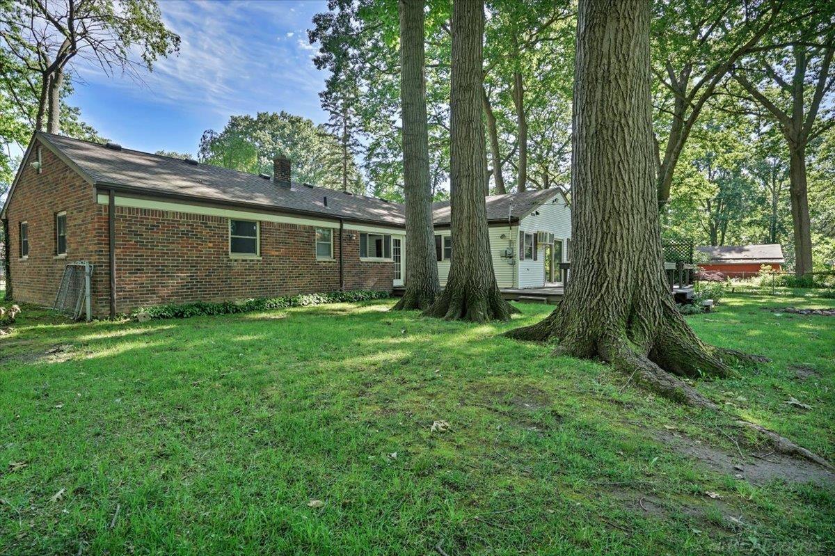 main property photo 30