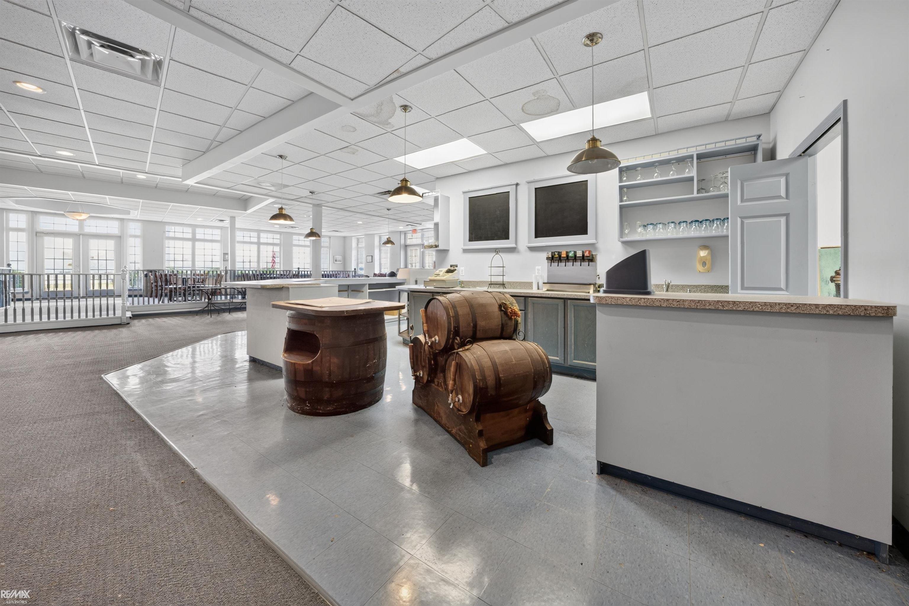 main property photo 50