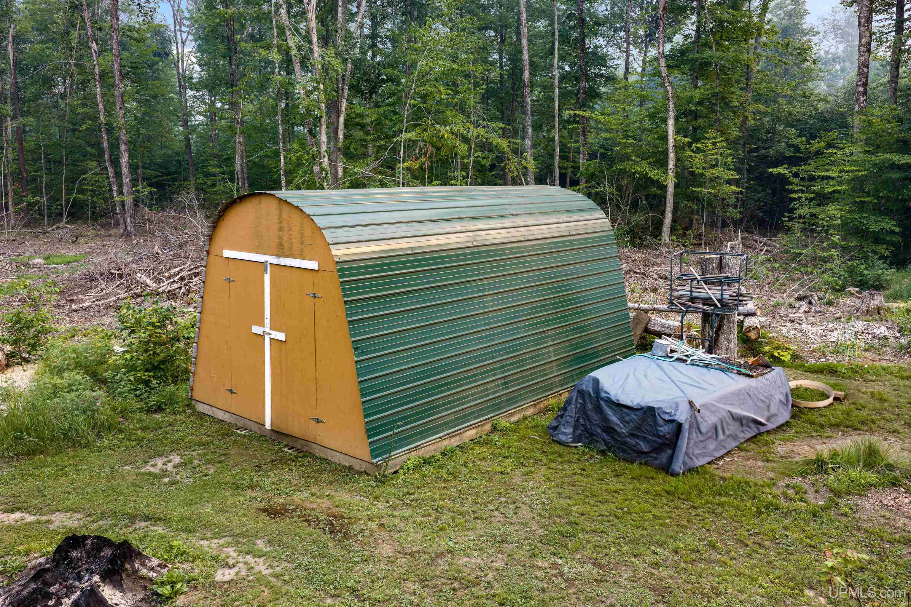 main property photo 37