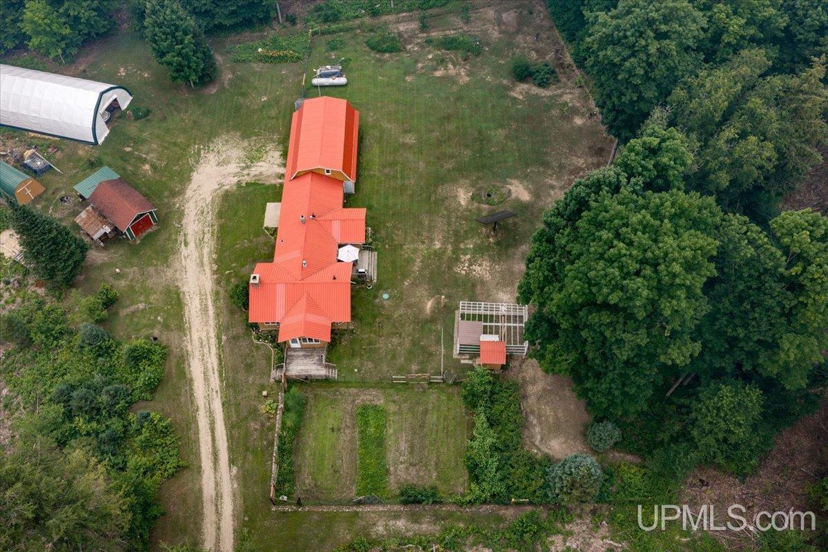 main property photo 42