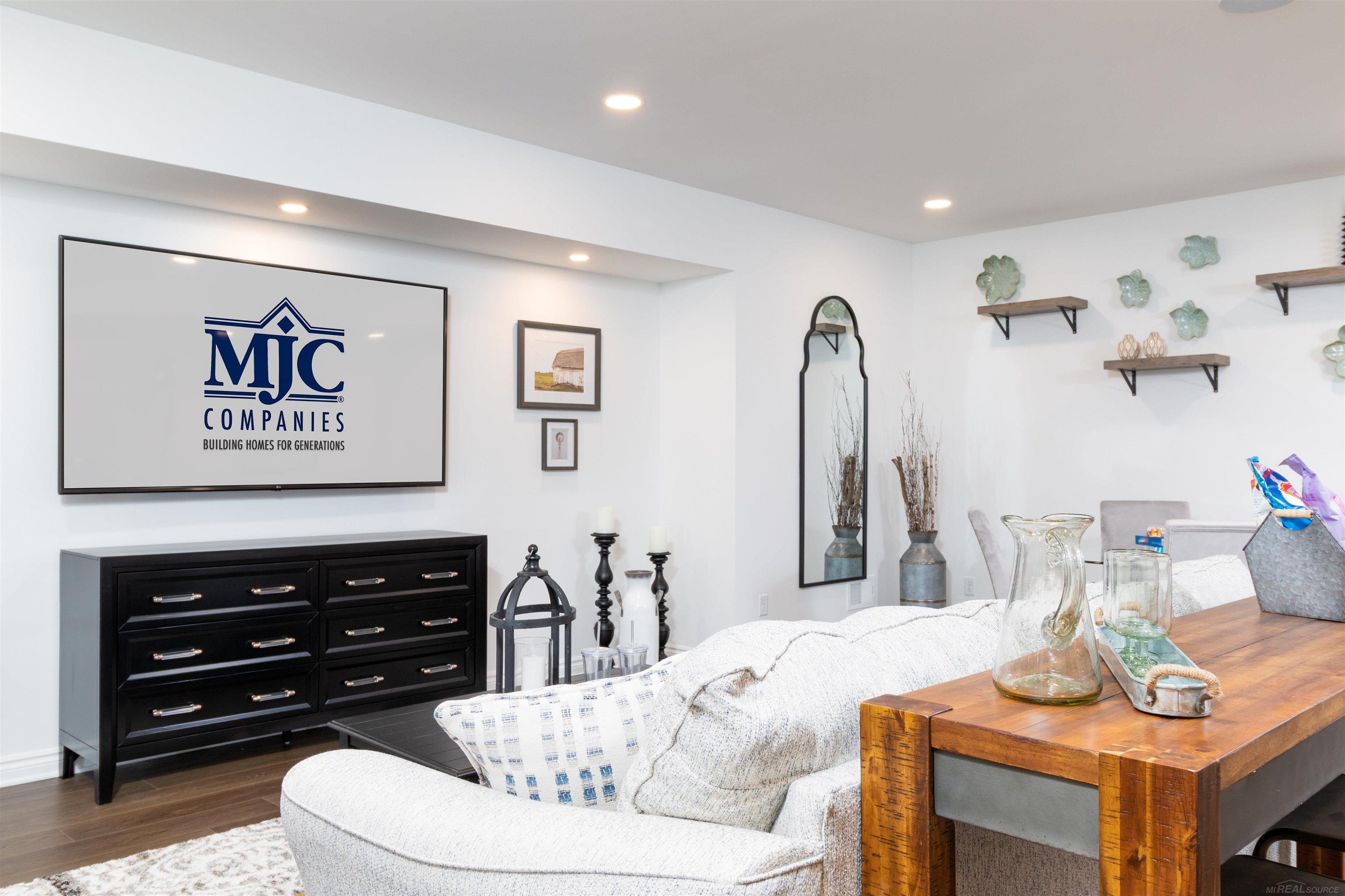 main property photo 68