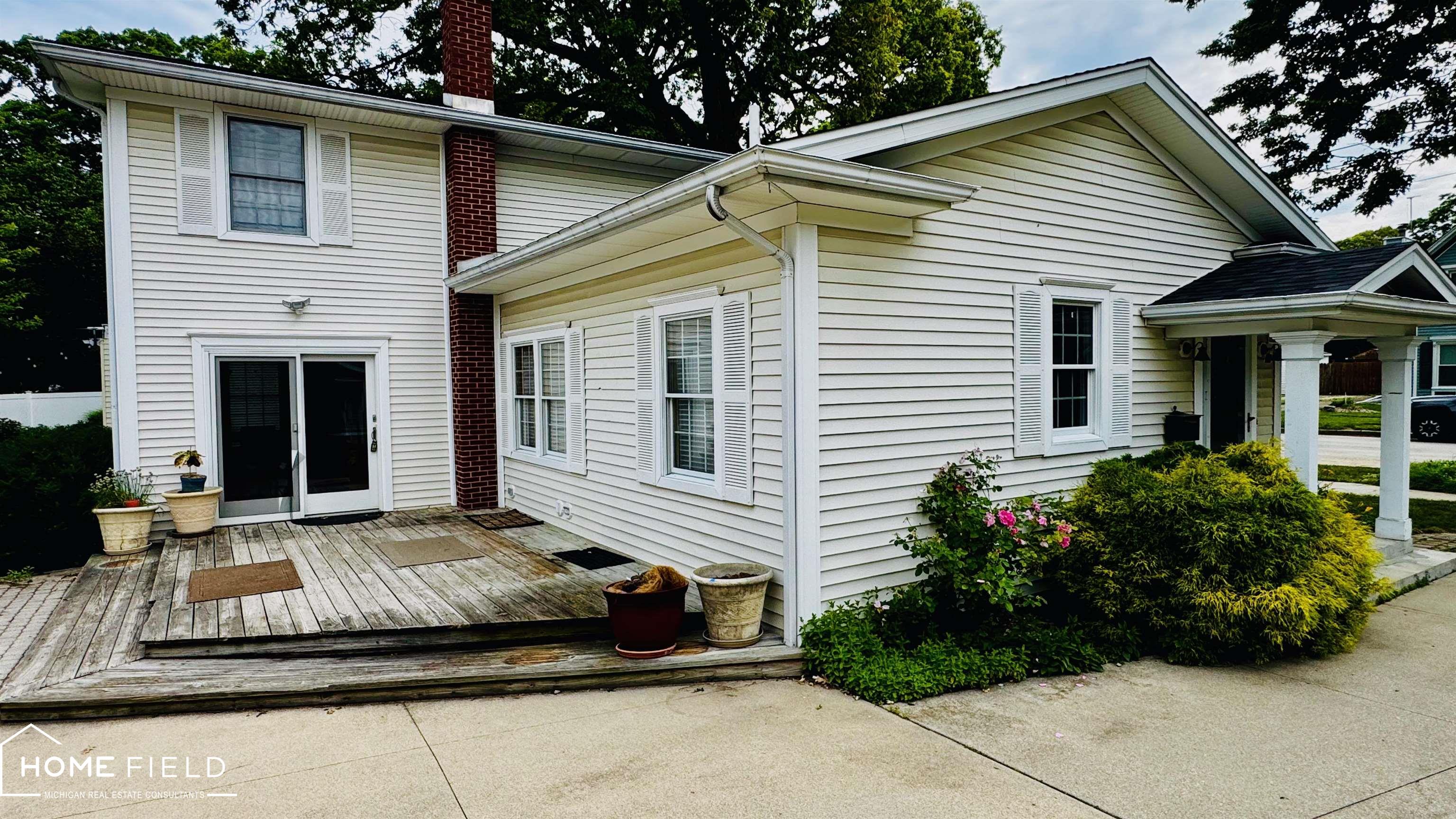main property photo 23