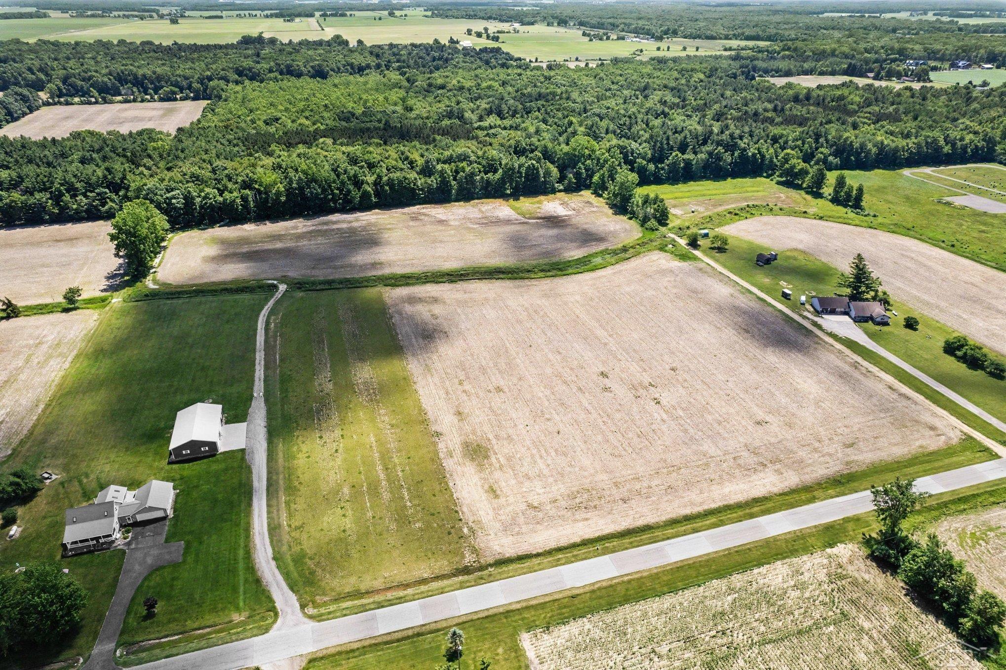 main property photo 13