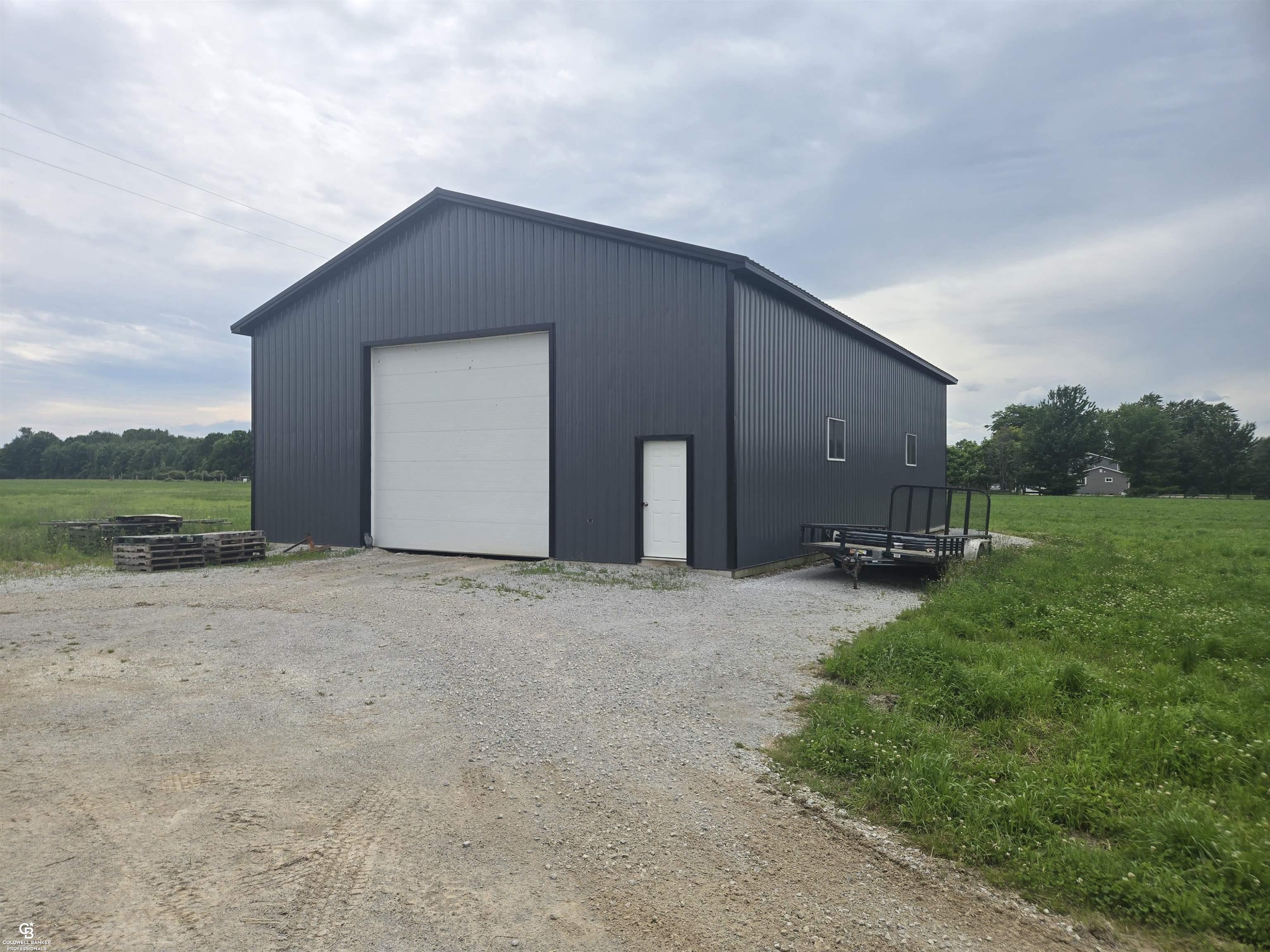 main property photo 0