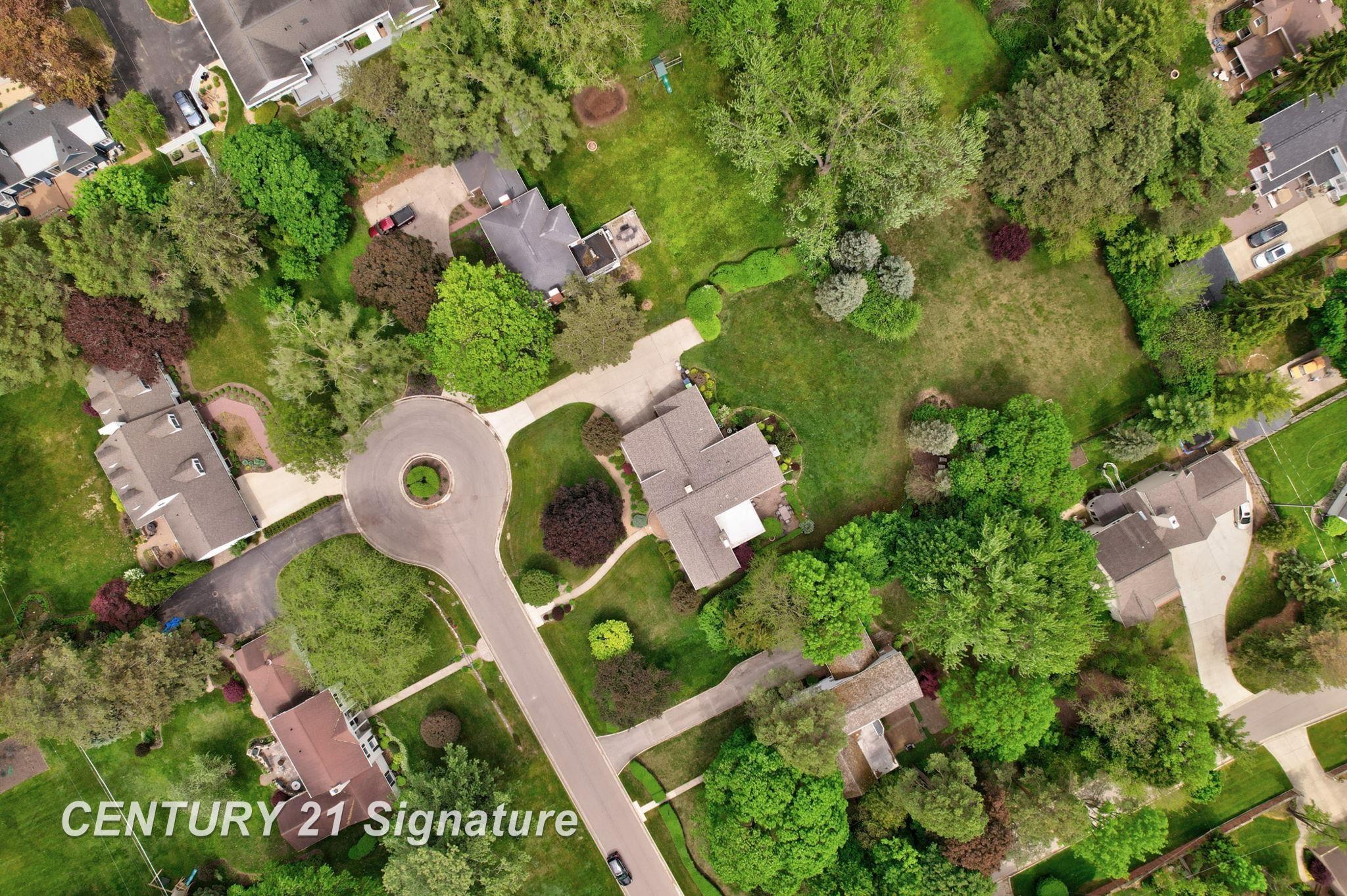 main property photo 75
