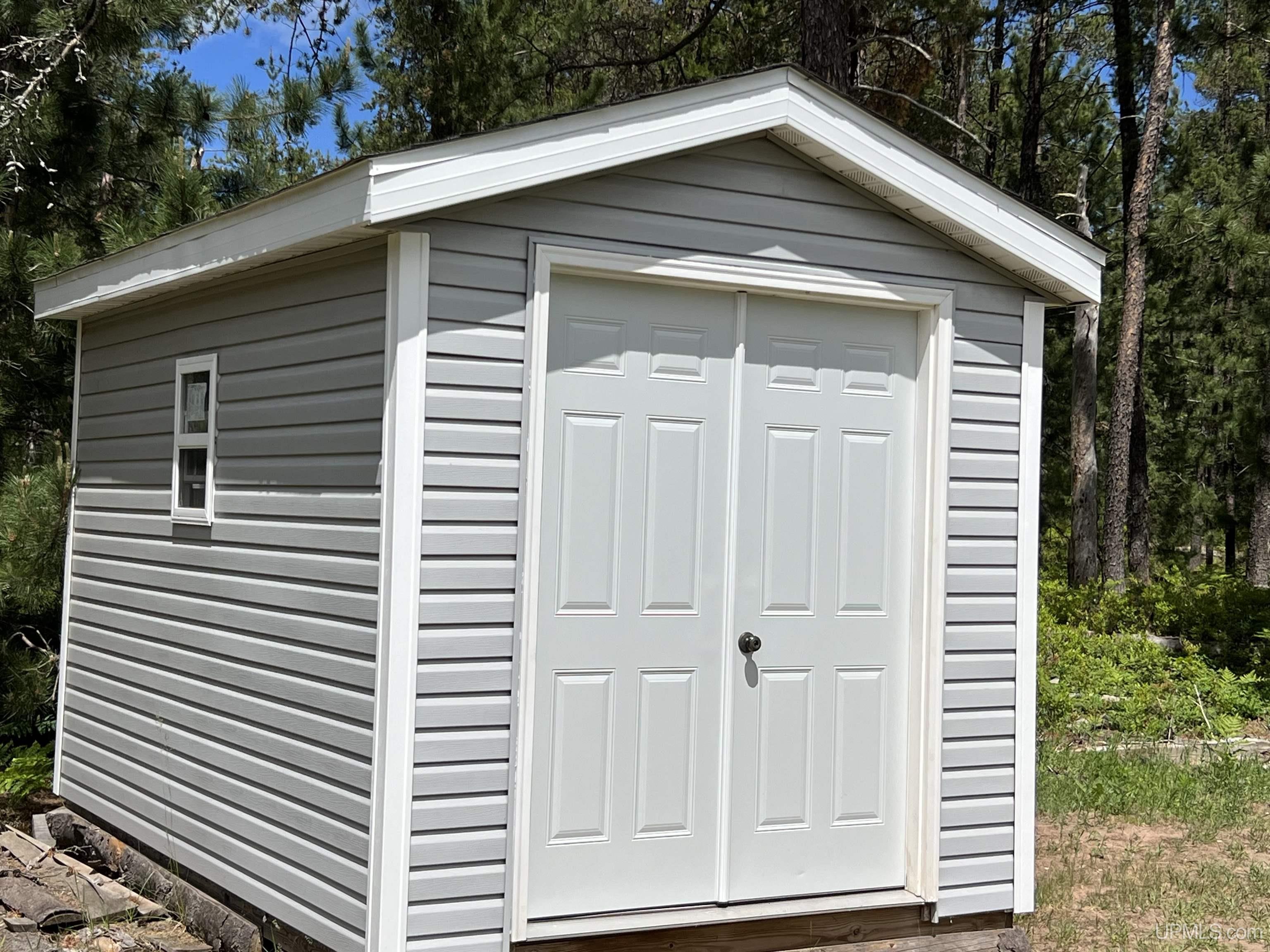 main property photo 68