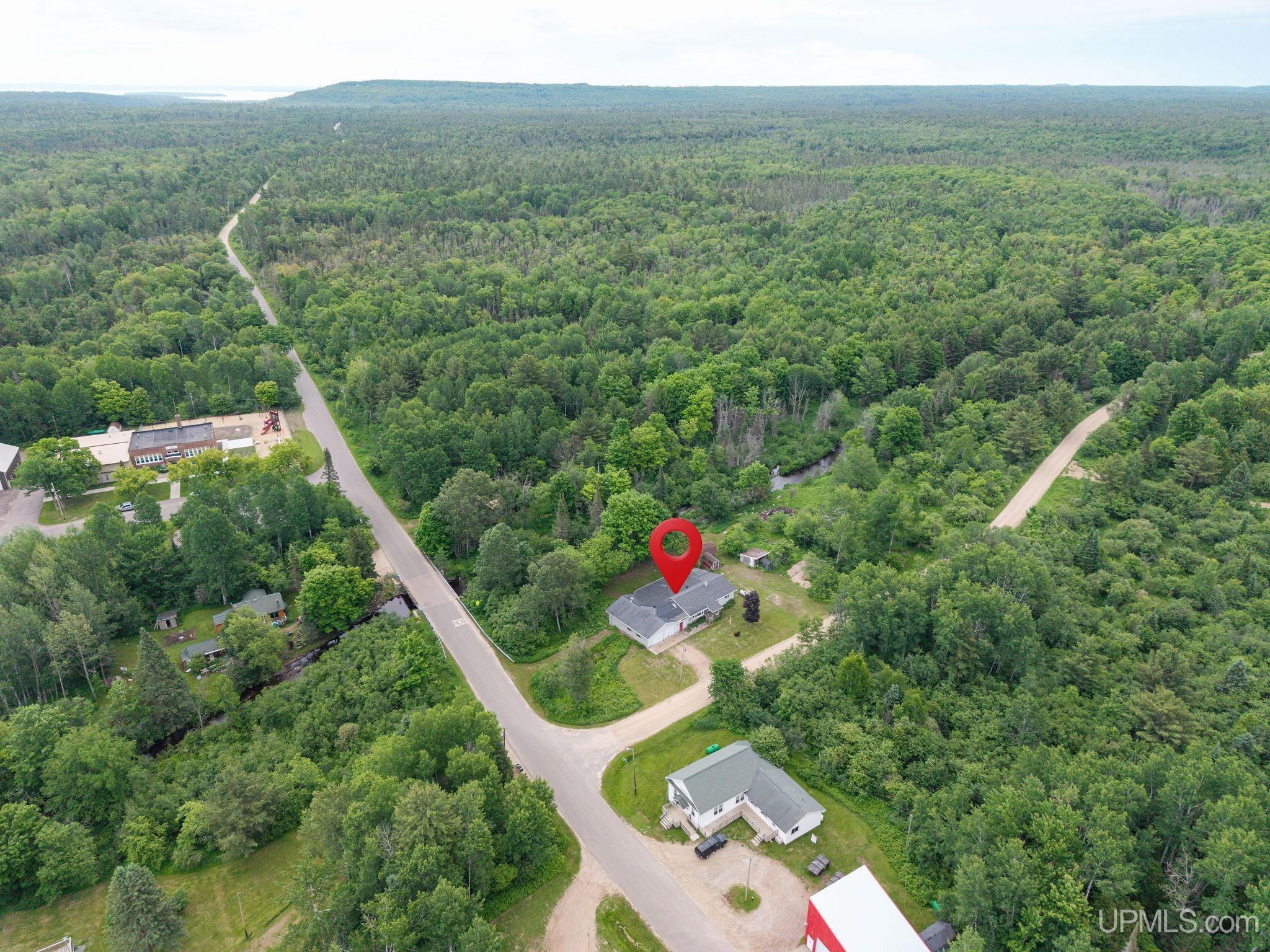 main property photo 45