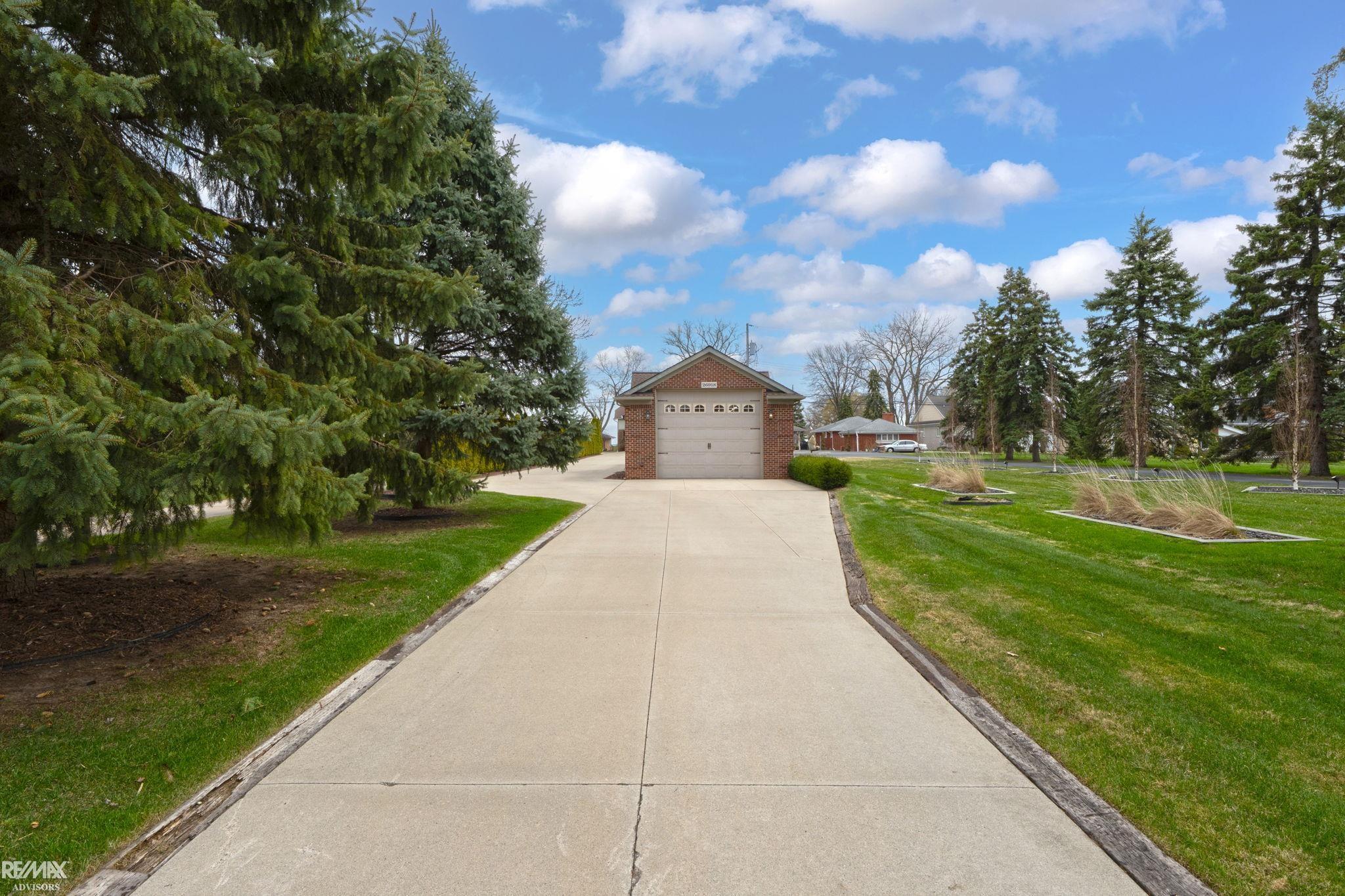 main property photo 66