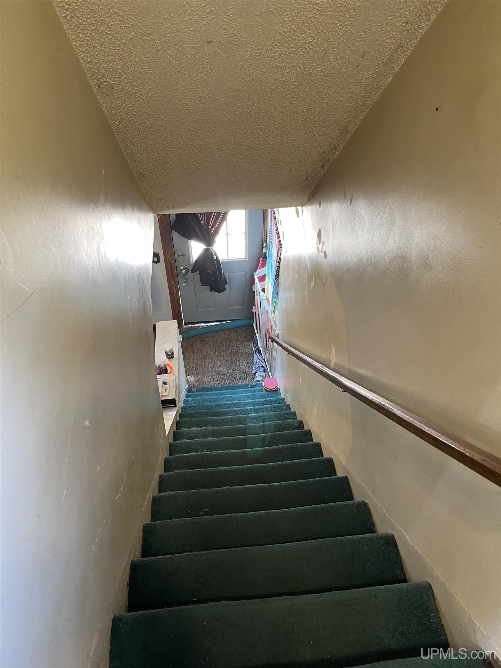 property viewer photo 12