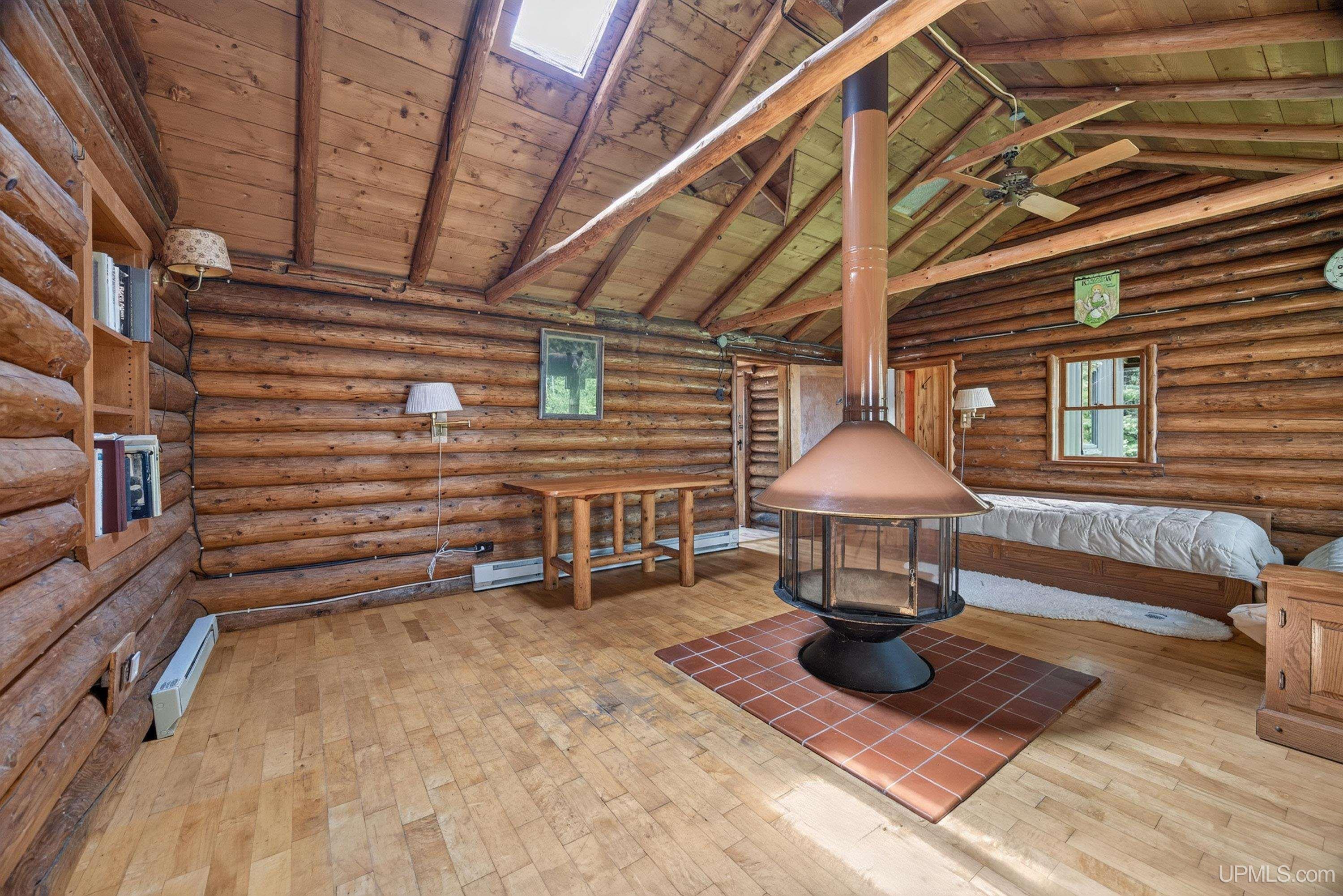 main property photo 21