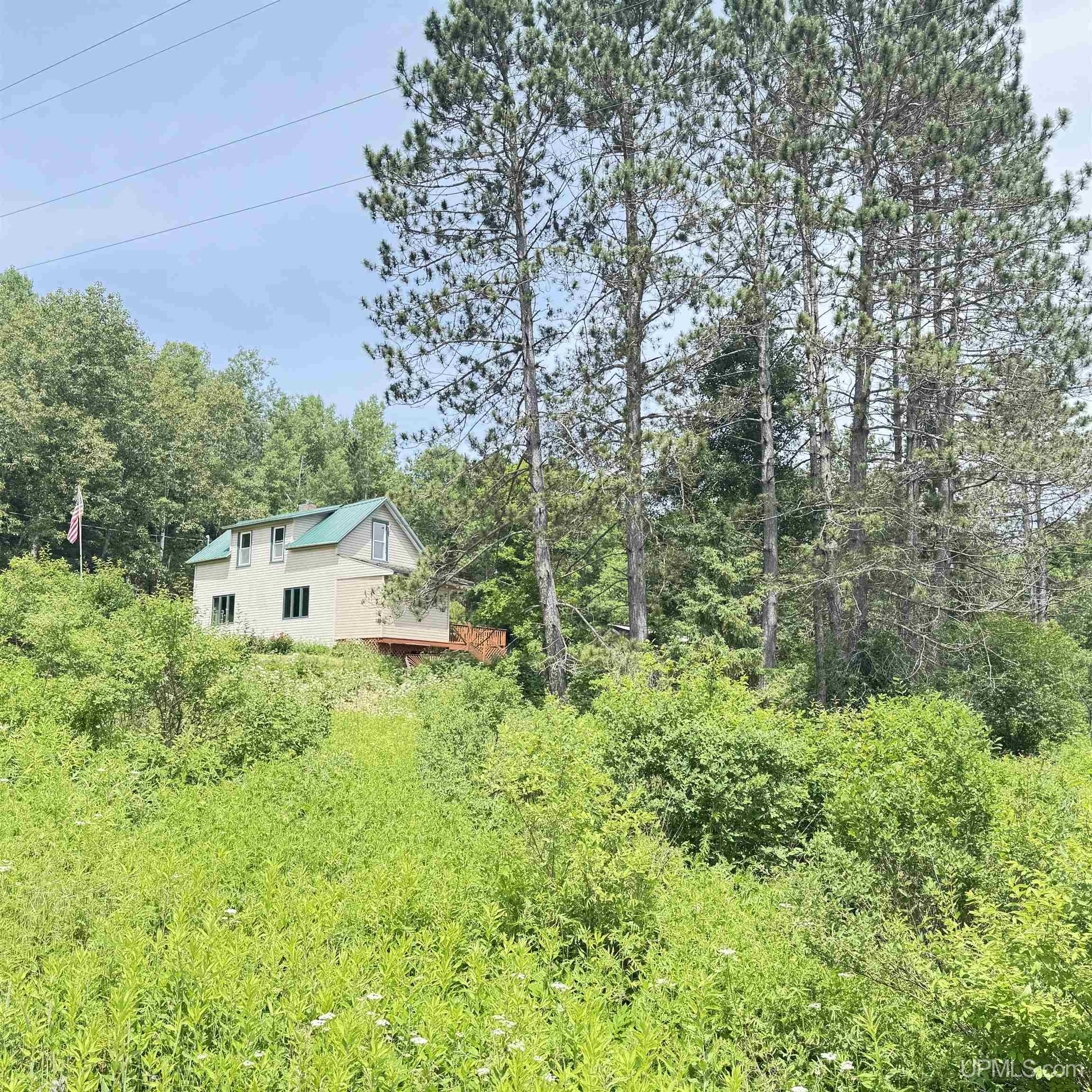 main property photo 40