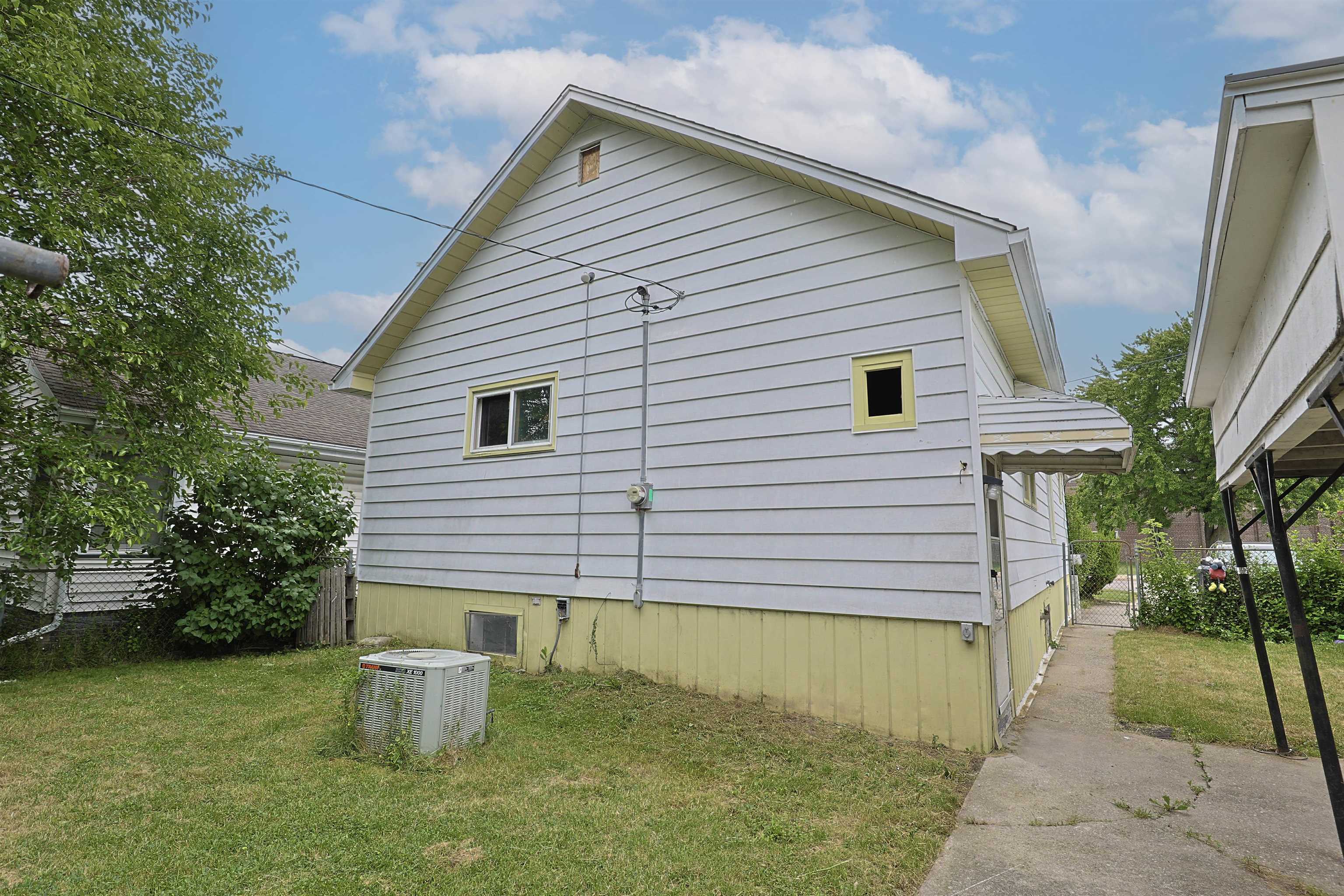 main property photo 7