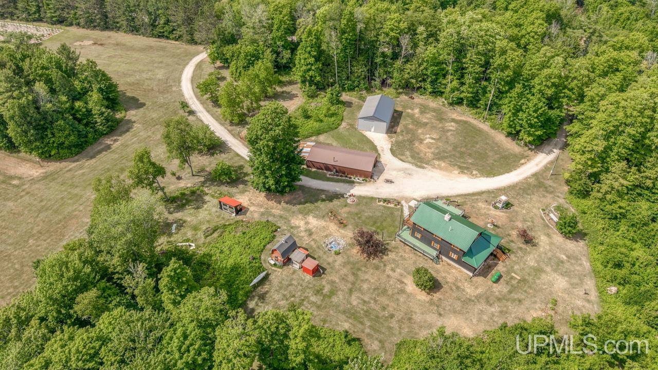 main property photo 43