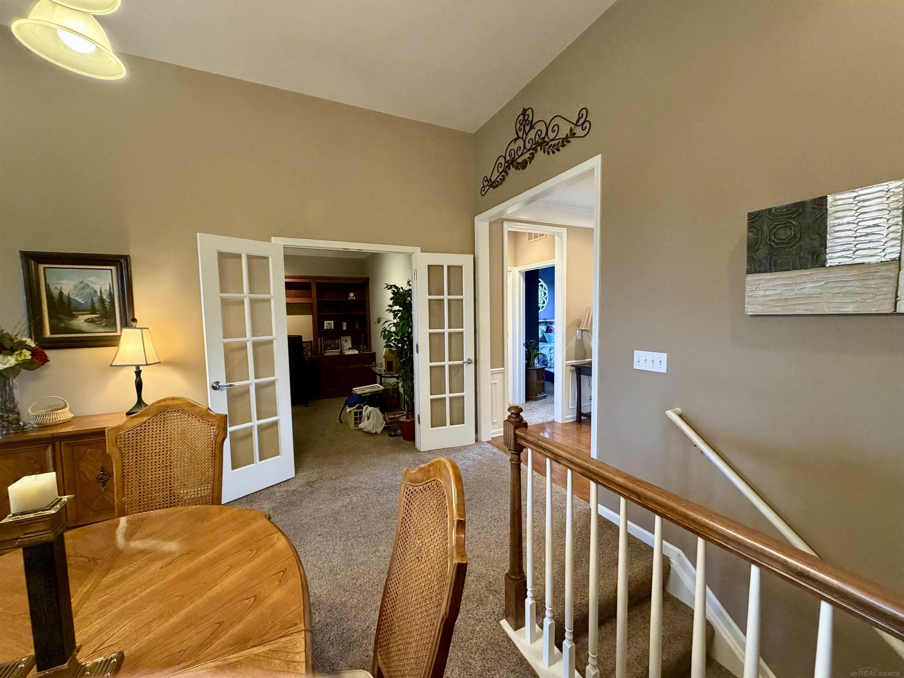 property viewer photo 9