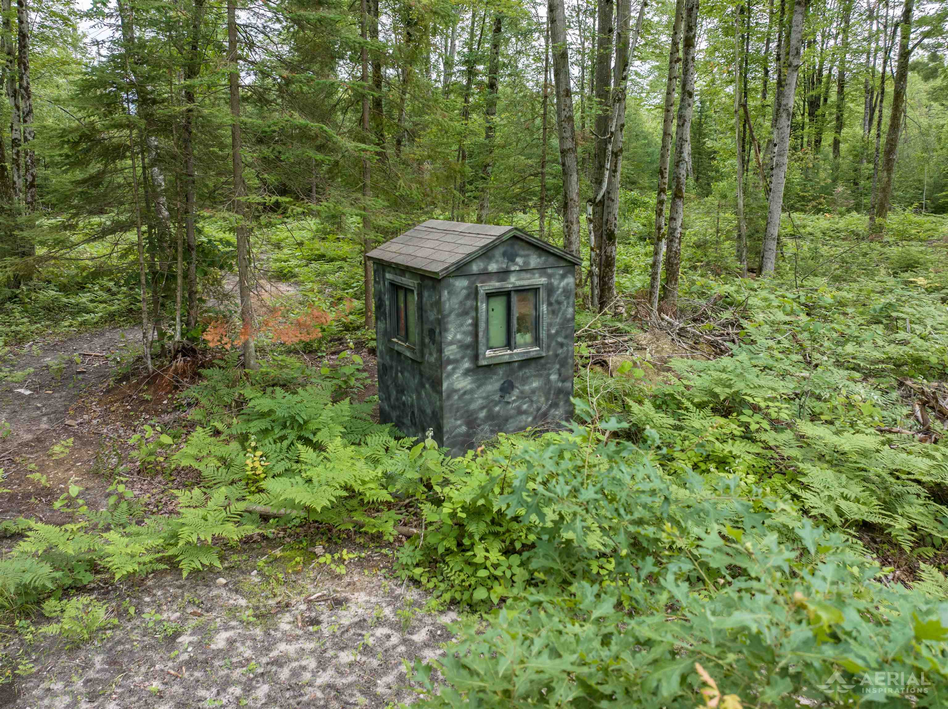 main property photo 34