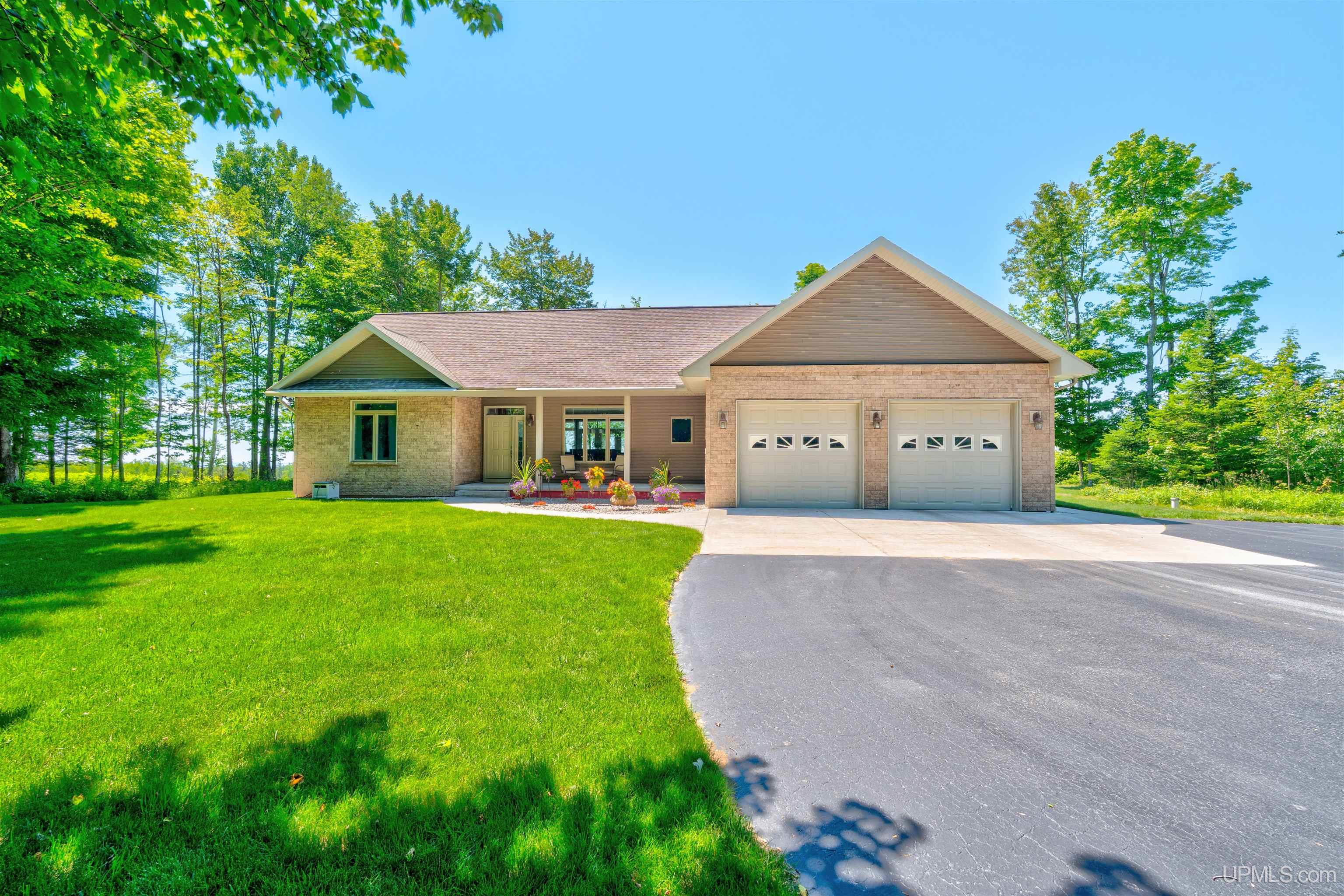 main property photo 0