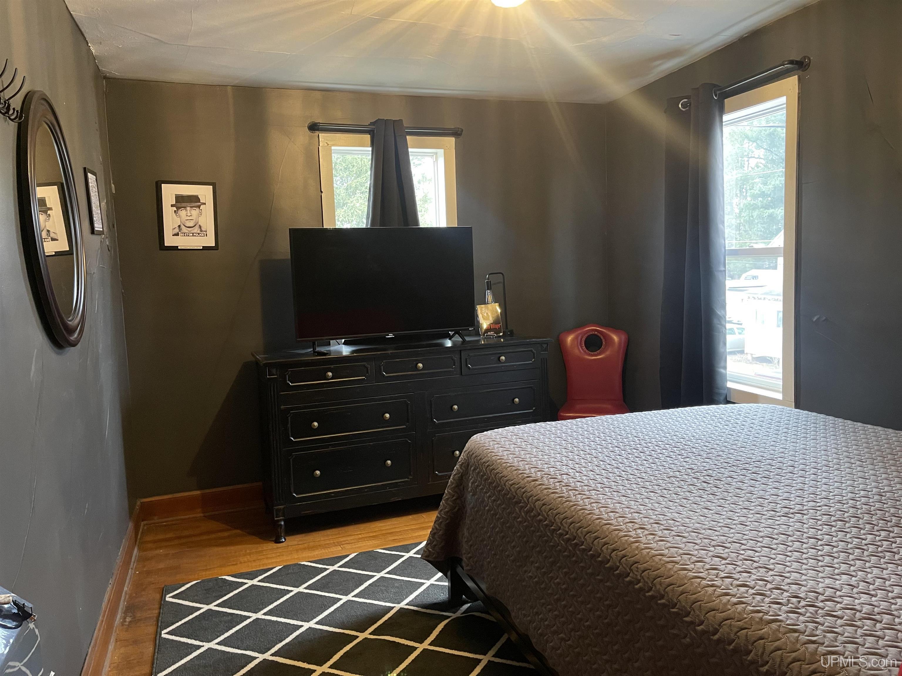 main property photo 27