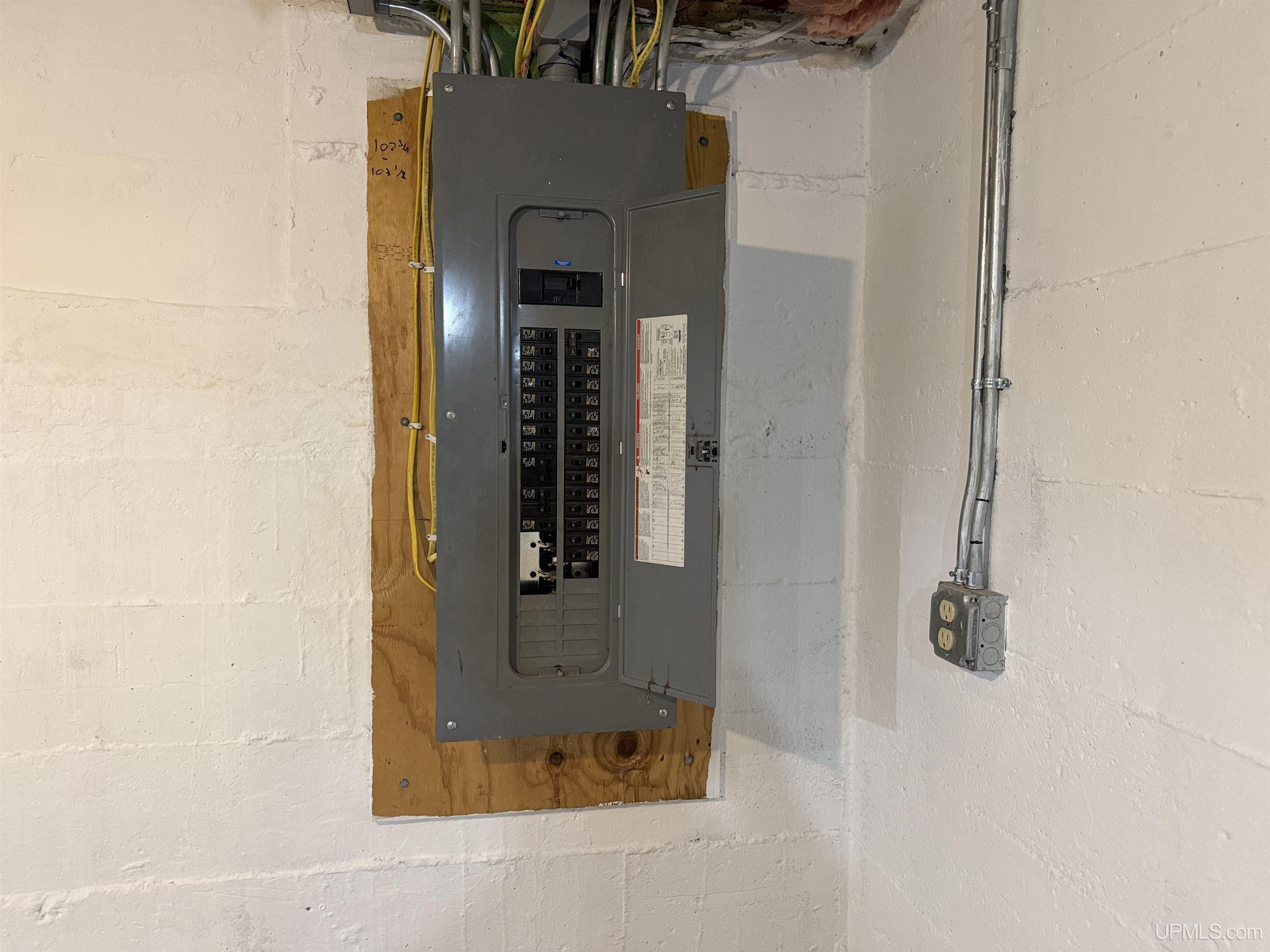 main property photo 54