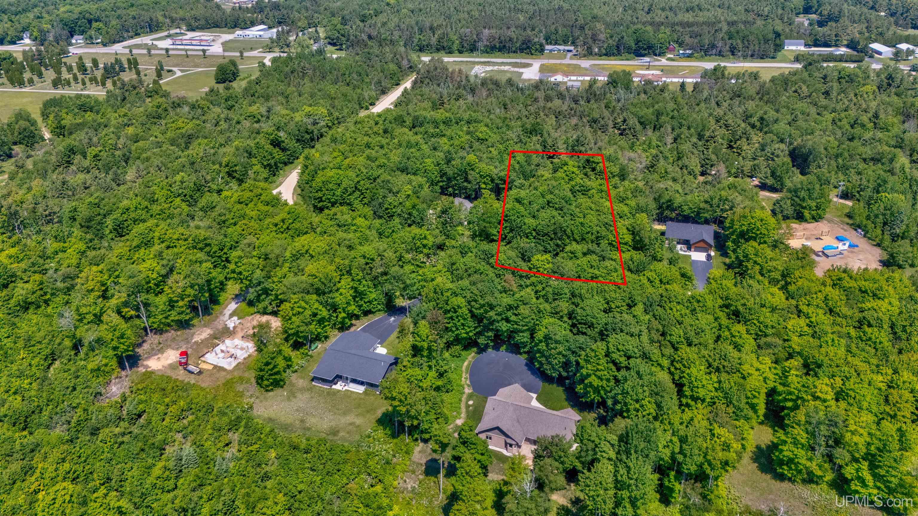 main property photo 0