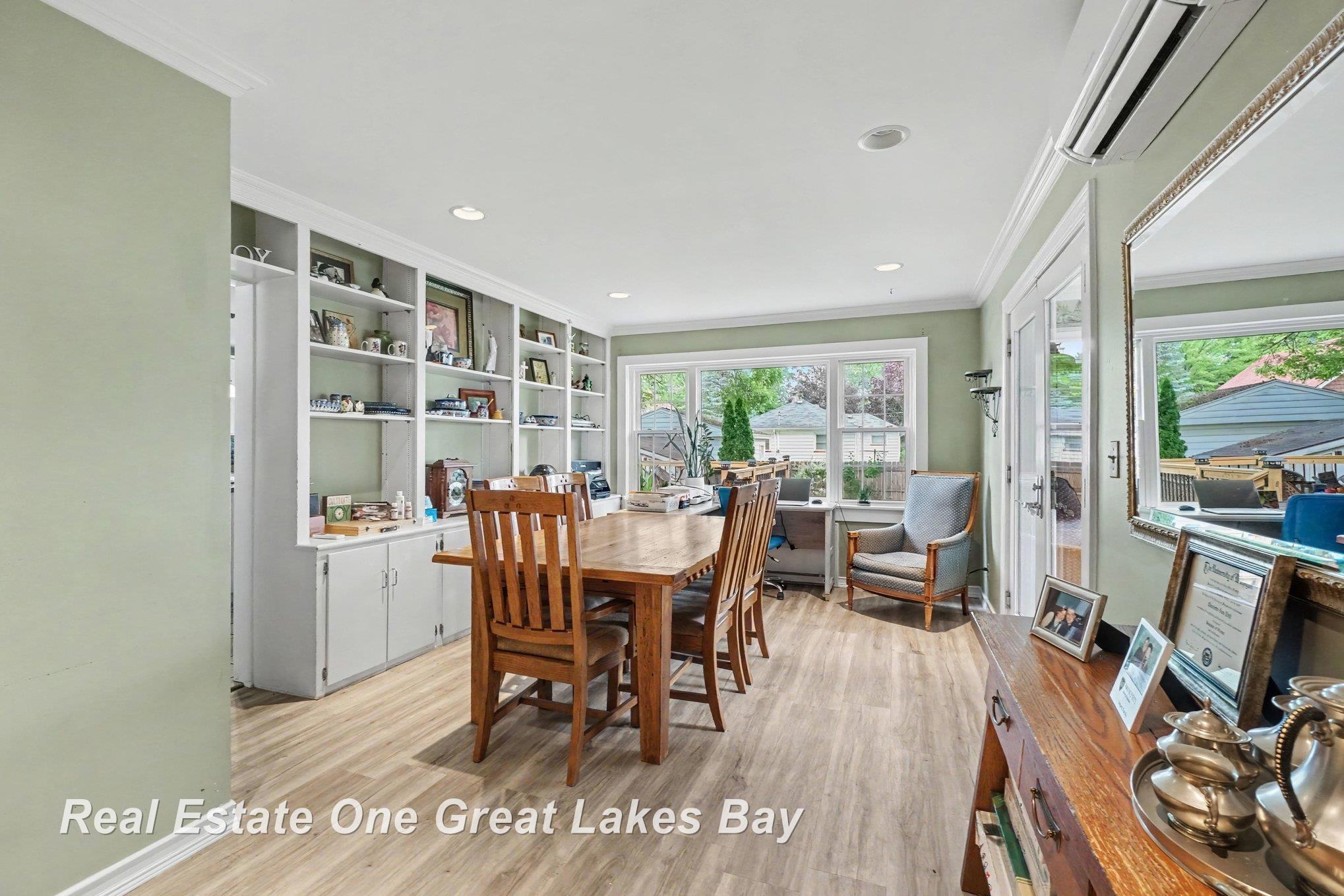 property viewer photo 10