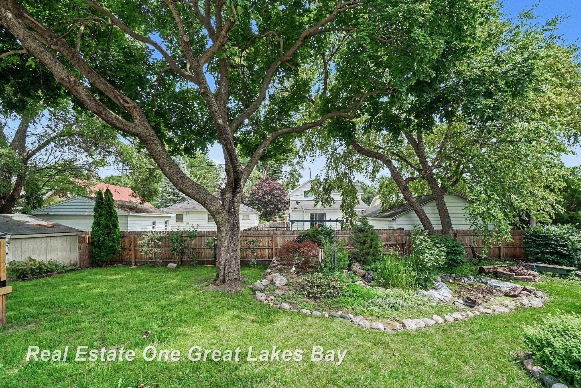 property viewer photo 24