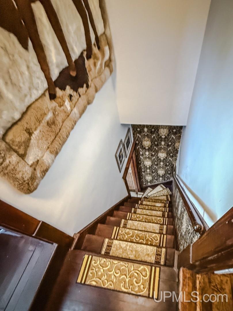 main property photo 70