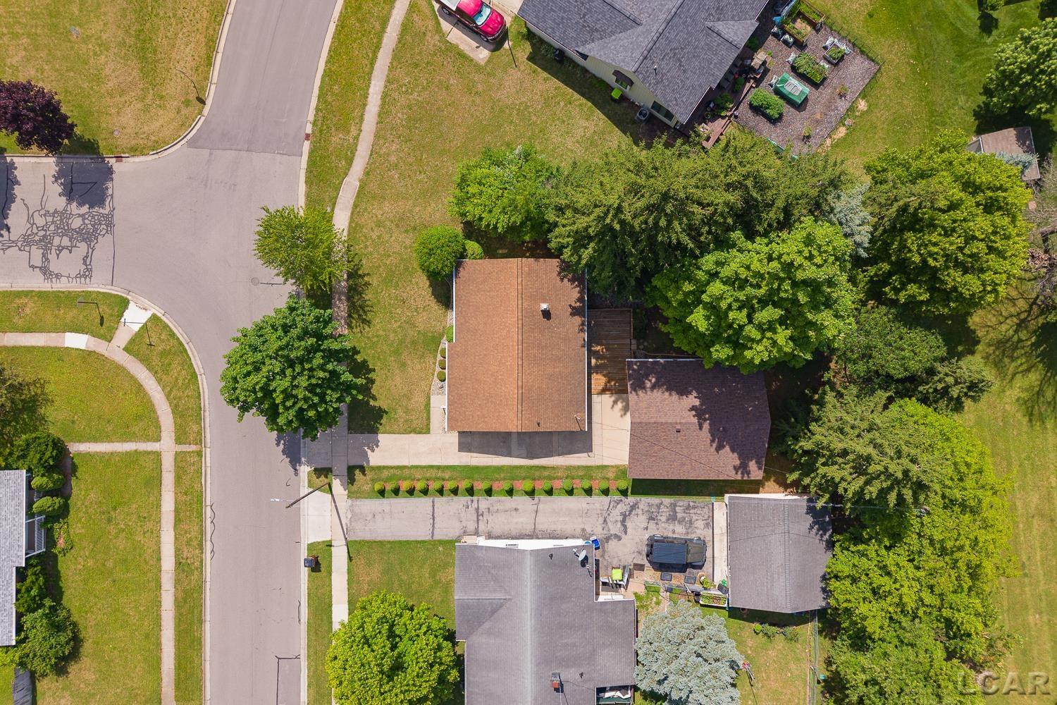 main property photo 54