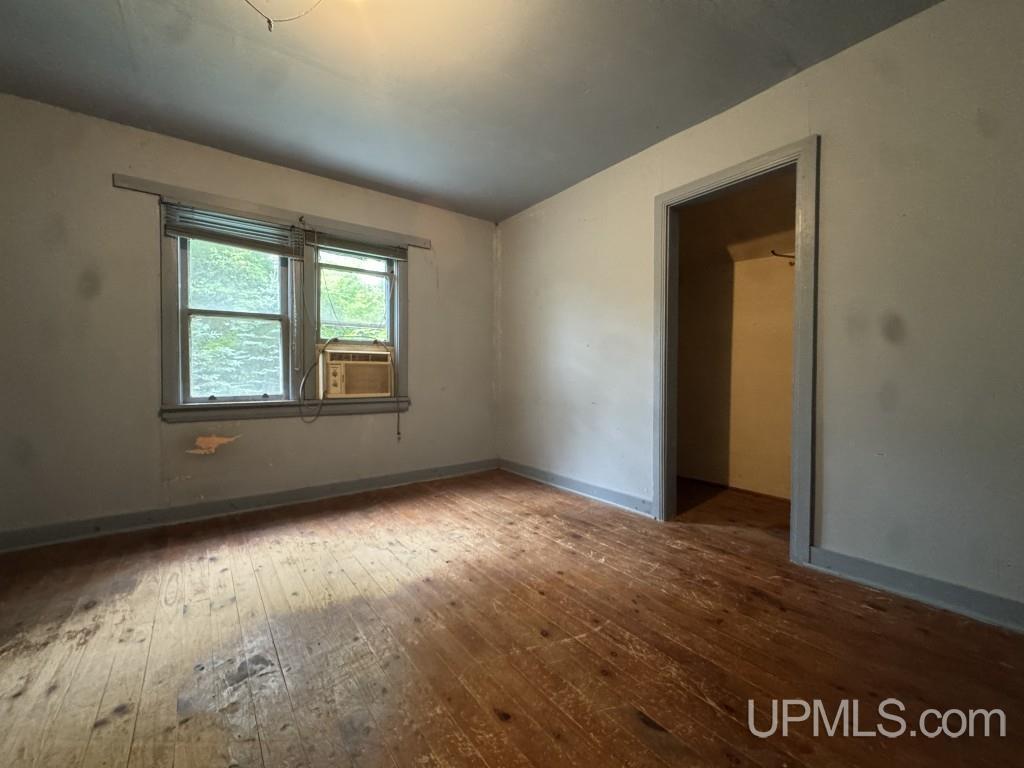 property viewer photo 40
