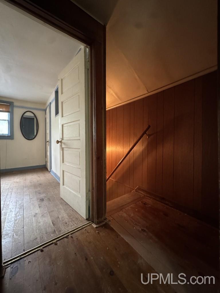 property viewer photo 42