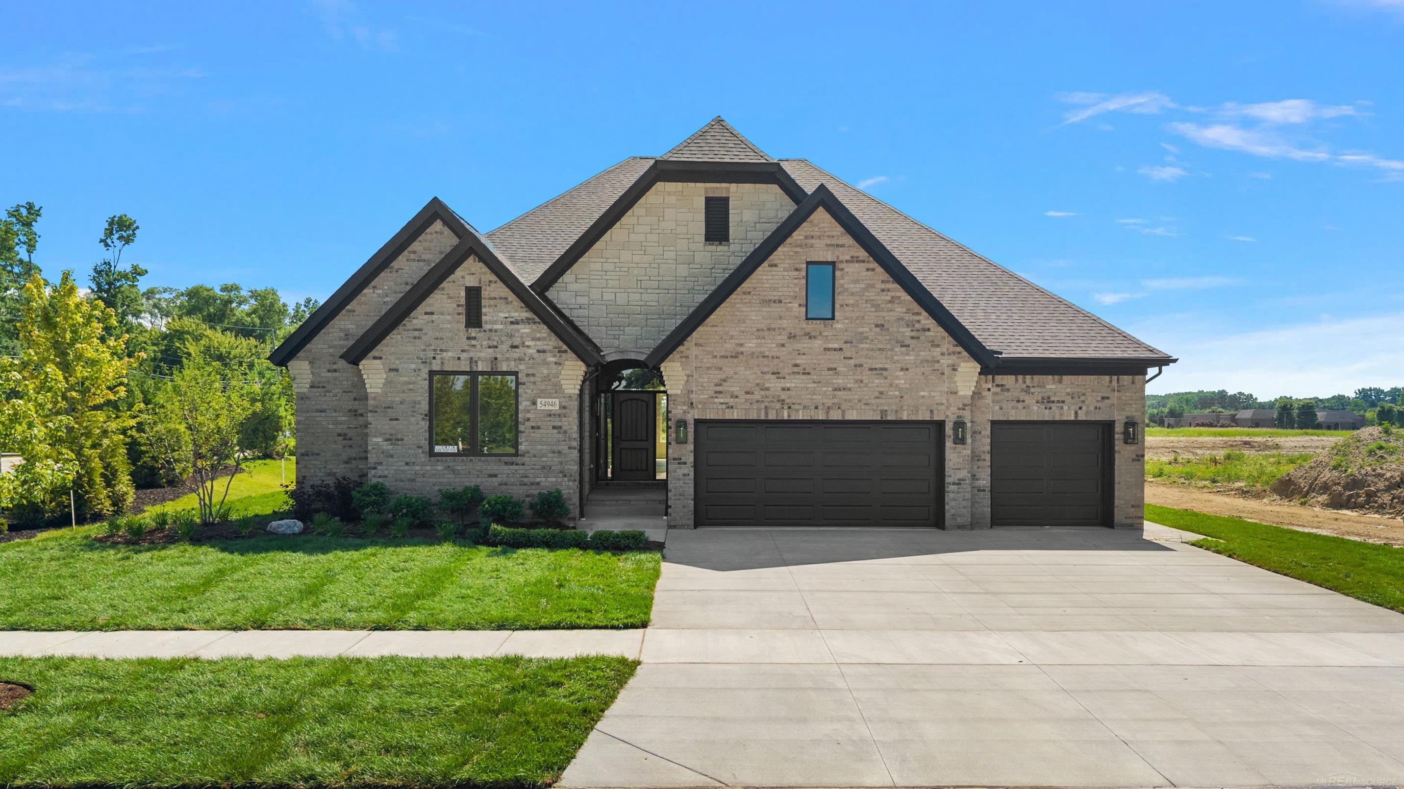 main property photo 0