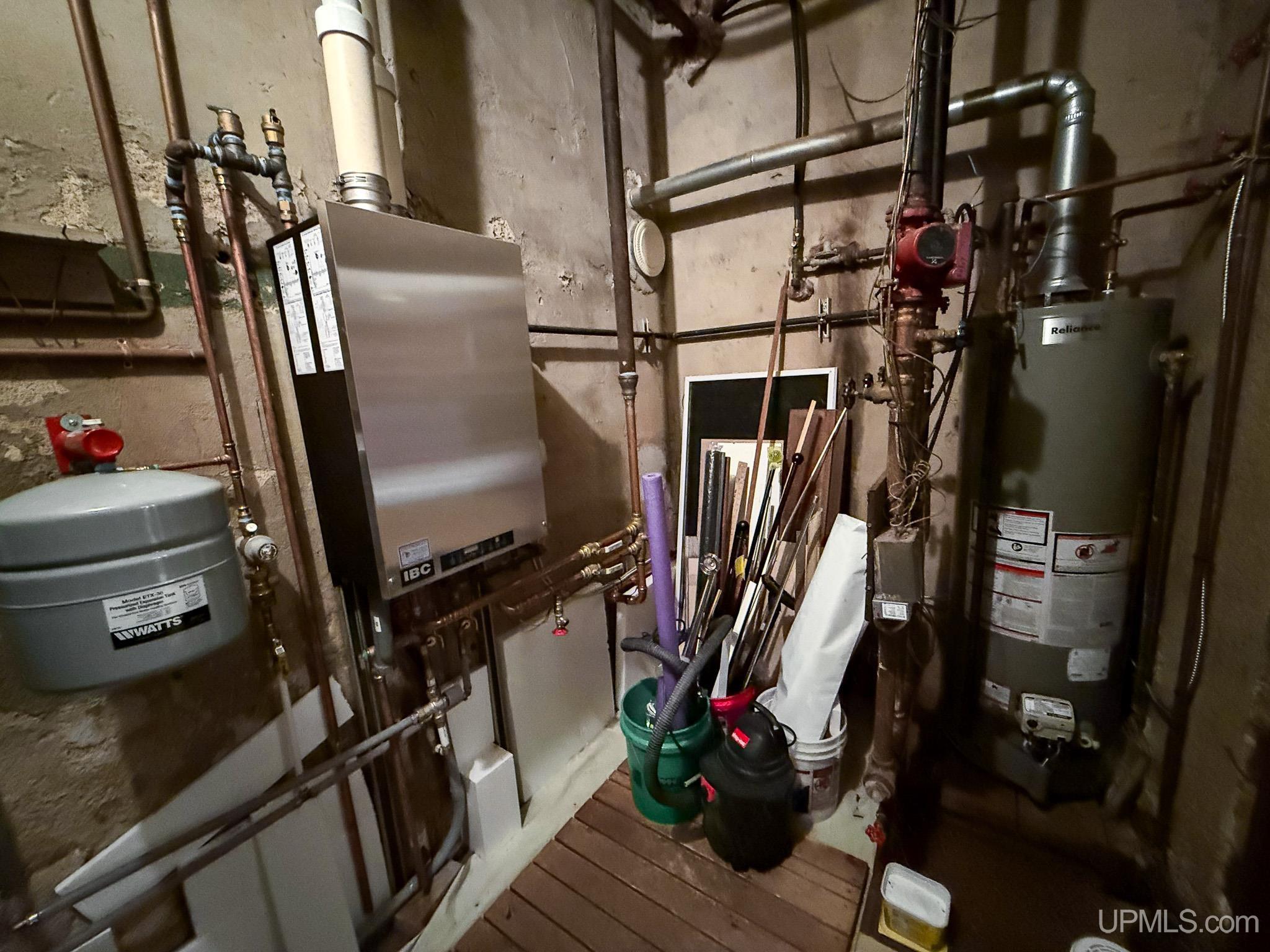 main property photo 80